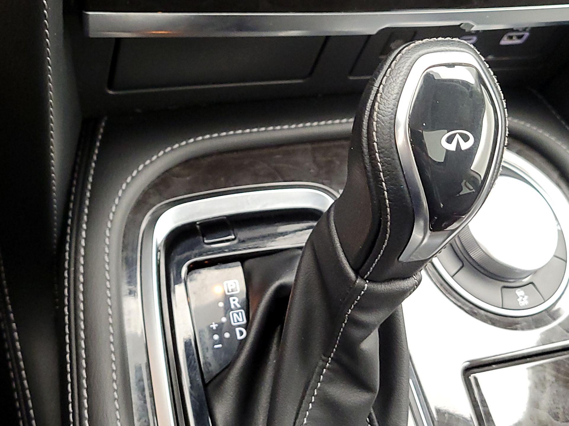 Thumbnail: 2024 INFINITI QX80 - 18