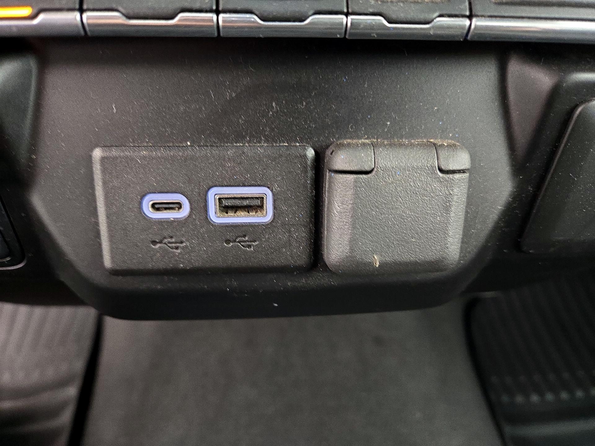 Thumbnail: 2023 Chevrolet Silverado 2500 - 18