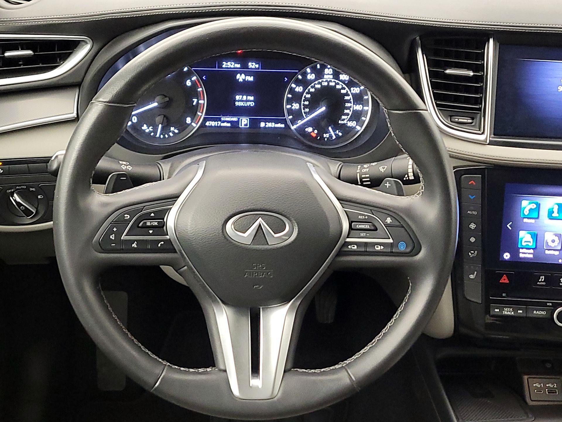 Thumbnail: 2024 INFINITI QX50 - 10