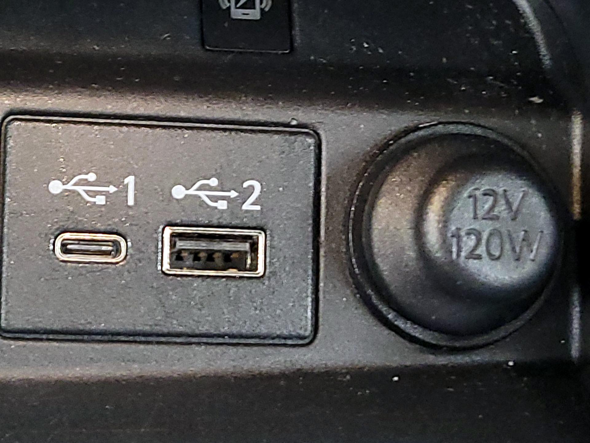 Thumbnail: 2024 INFINITI QX50 - 18