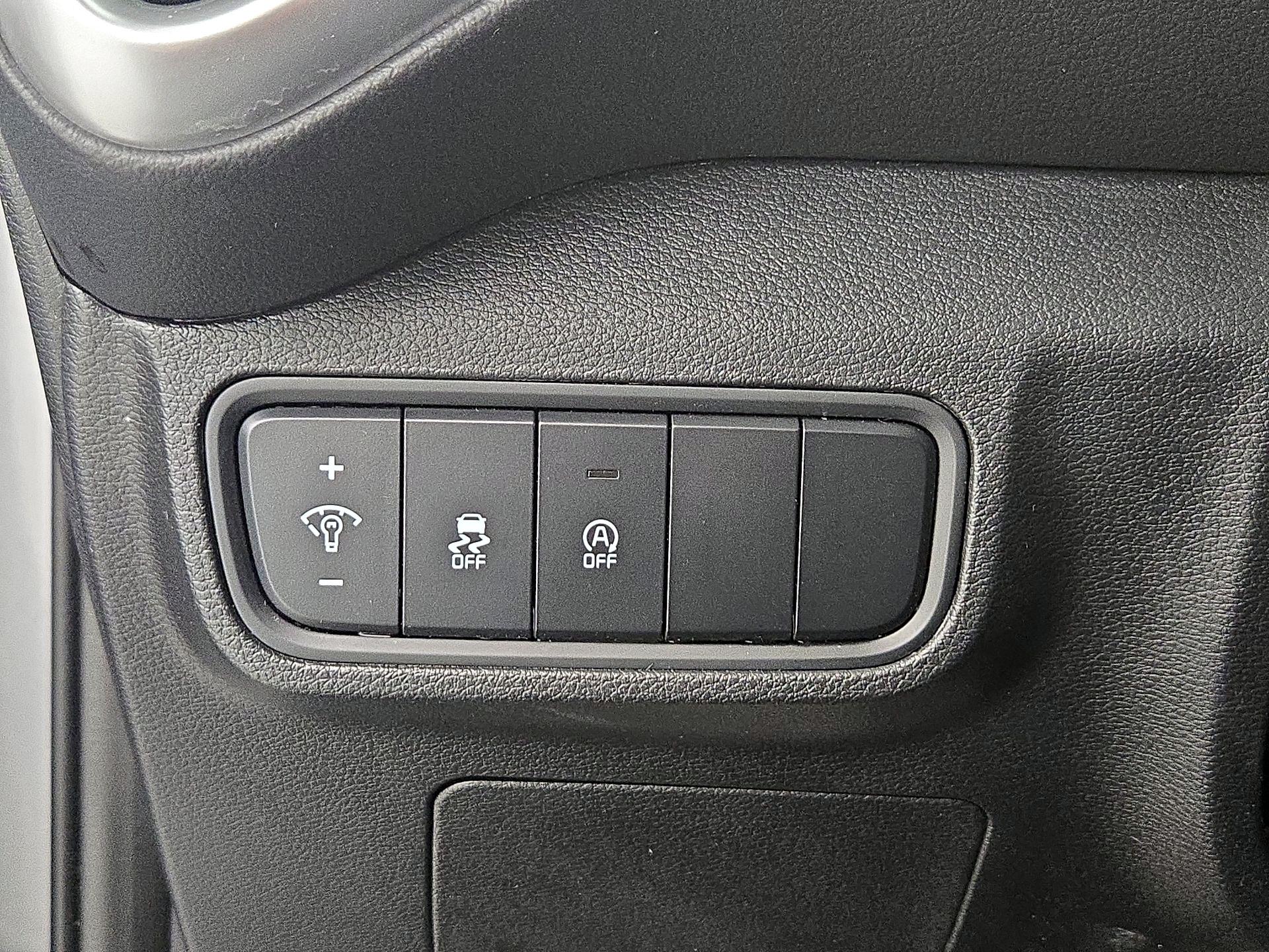 Thumbnail: 2023 Kia Soul - 13