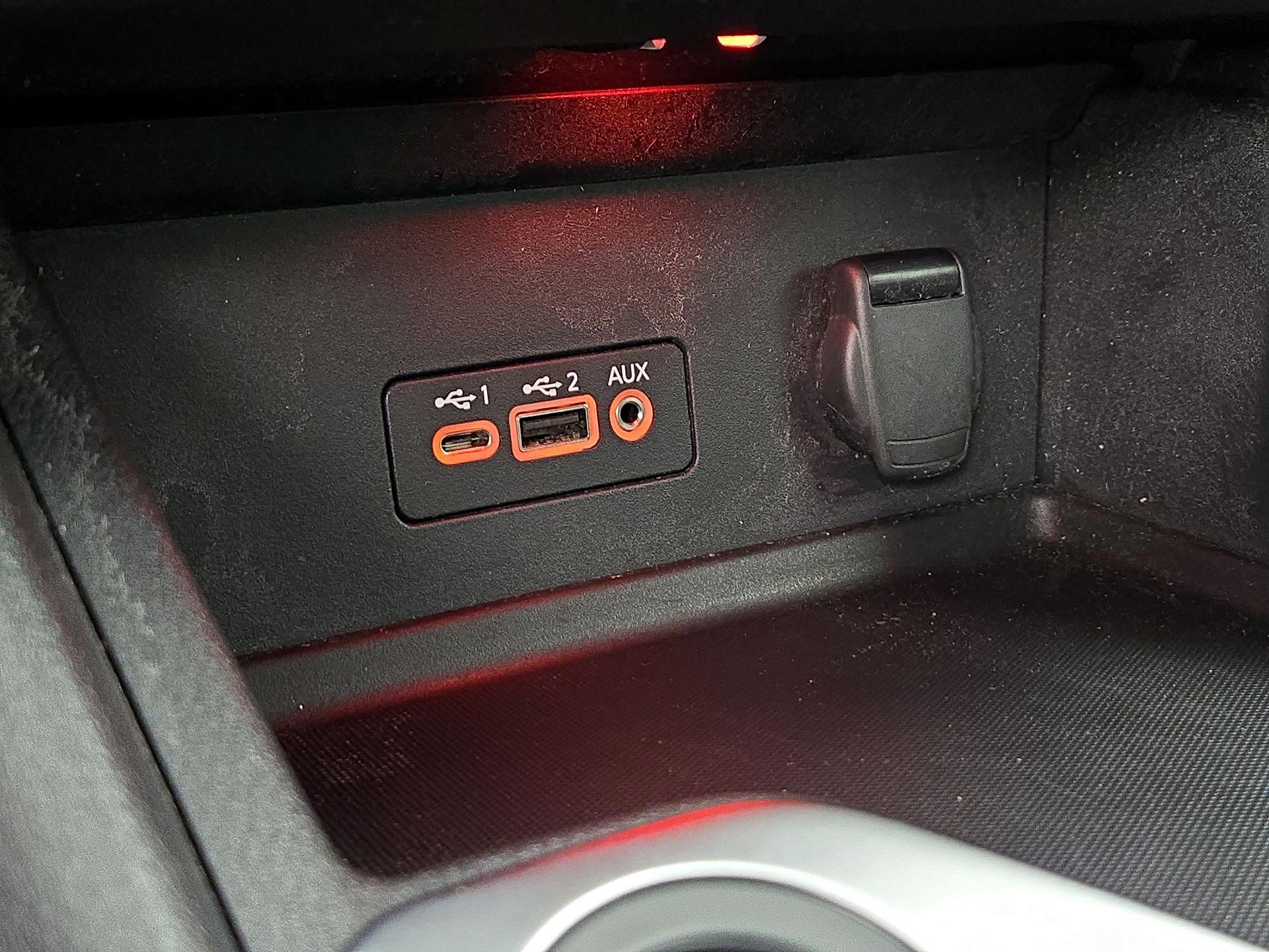 Thumbnail: 2023 Nissan Sentra - 18