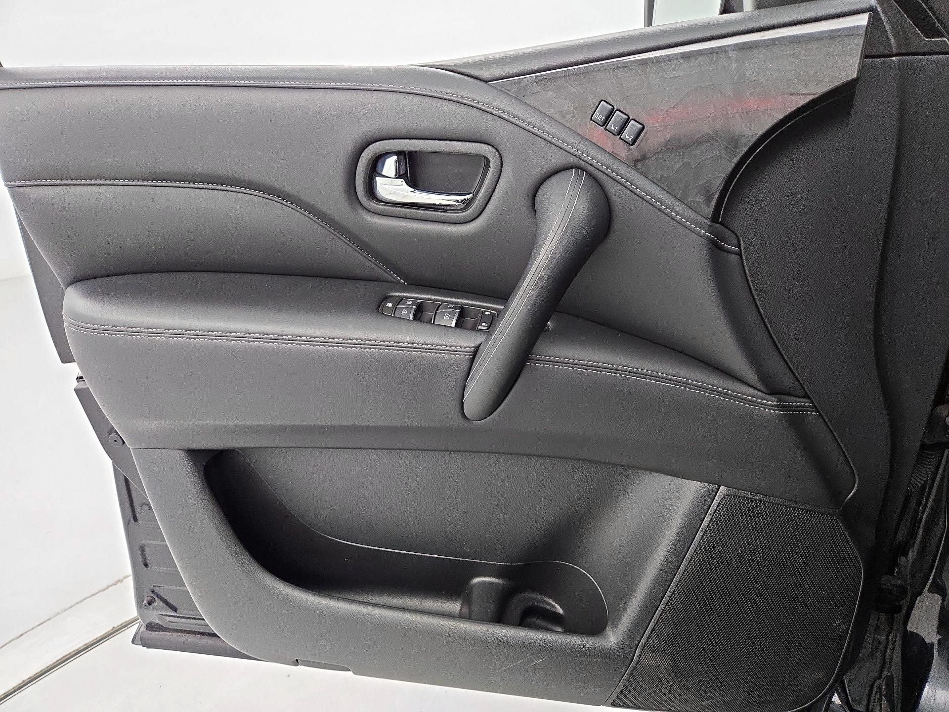 Thumbnail: 2024 INFINITI QX80 - 12