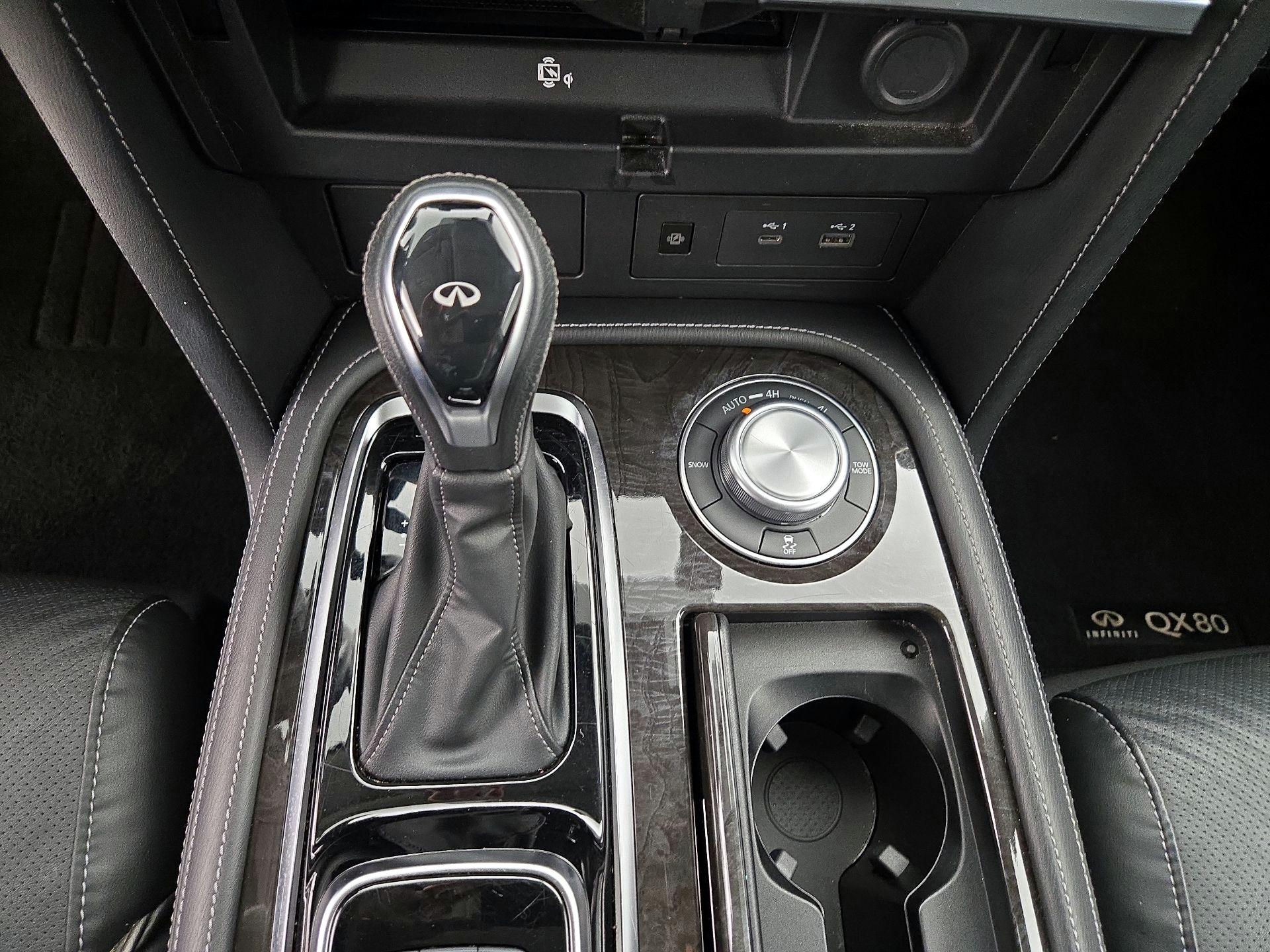 Thumbnail: 2024 INFINITI QX80 - 18