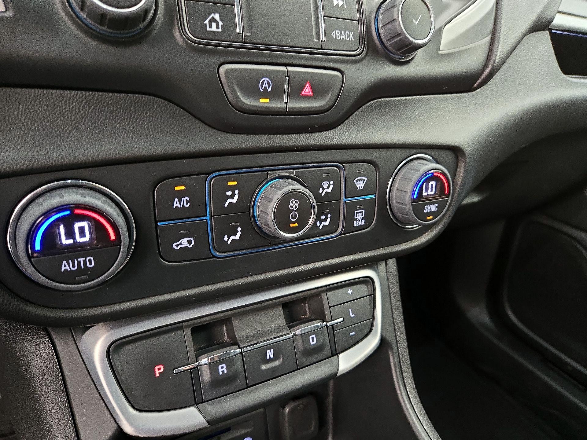 Thumbnail: 2024 GMC Terrain - 16