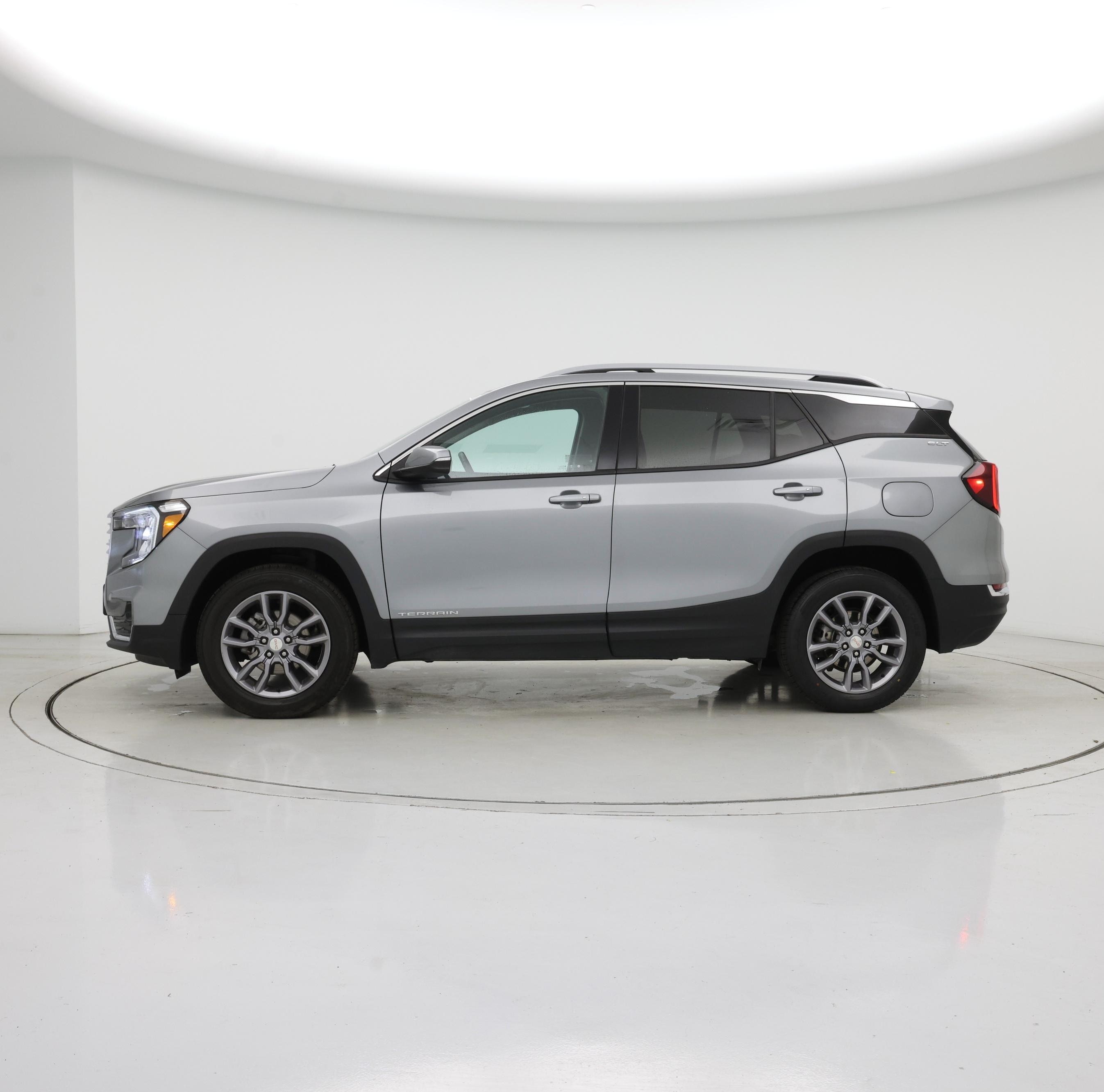 Thumbnail: 2024 GMC Terrain - 3