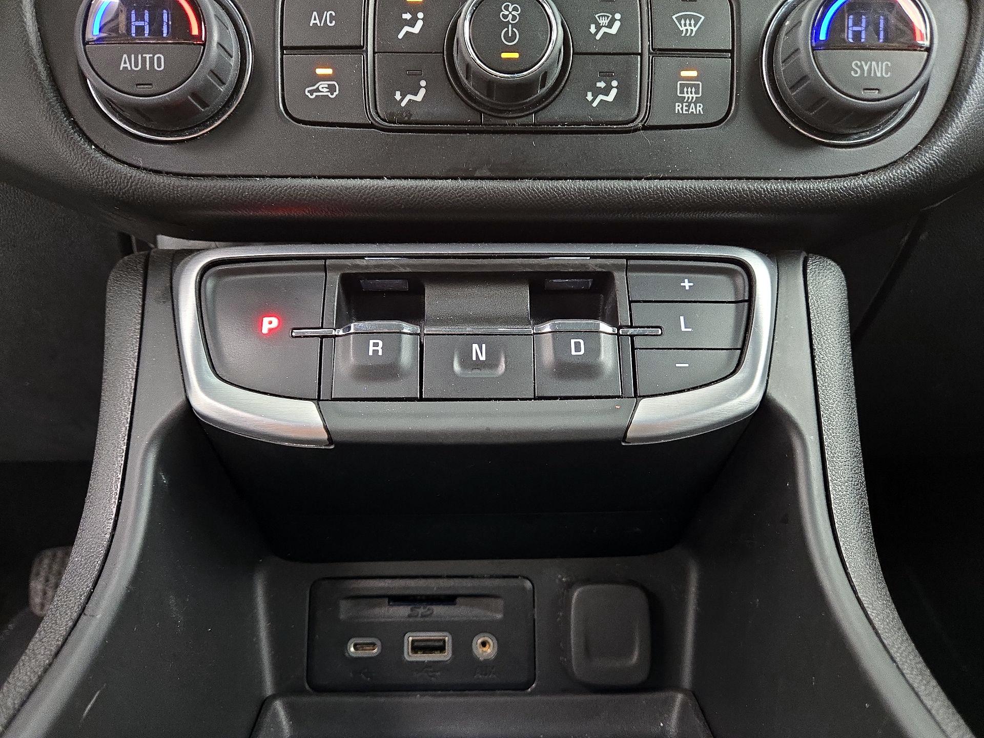 Thumbnail: 2024 GMC Terrain - 17