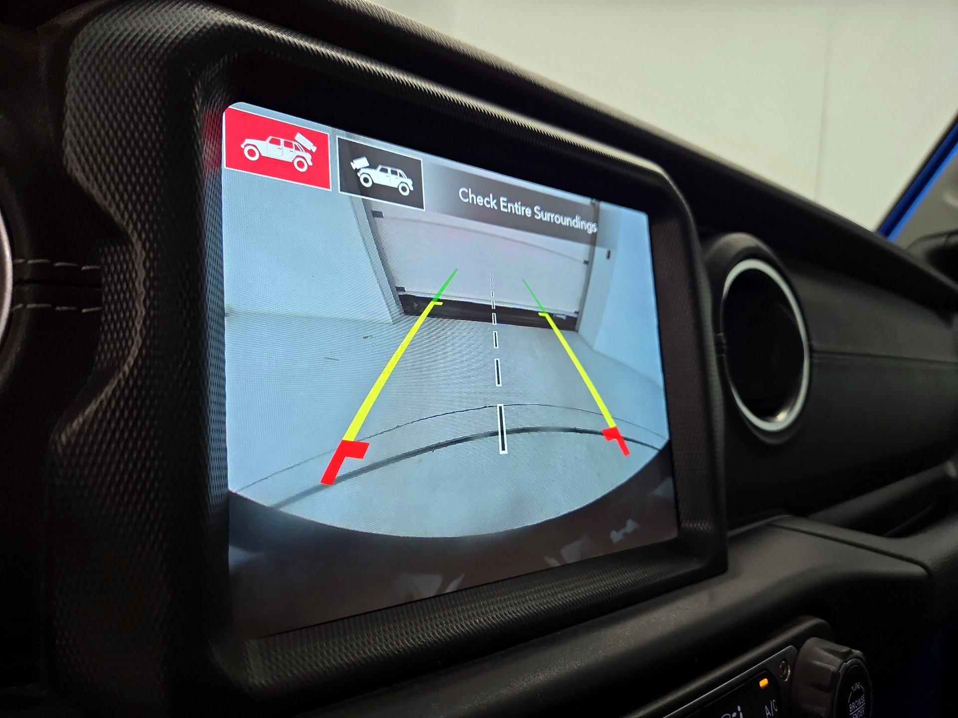 Thumbnail: 2021 Jeep Wrangler - 15