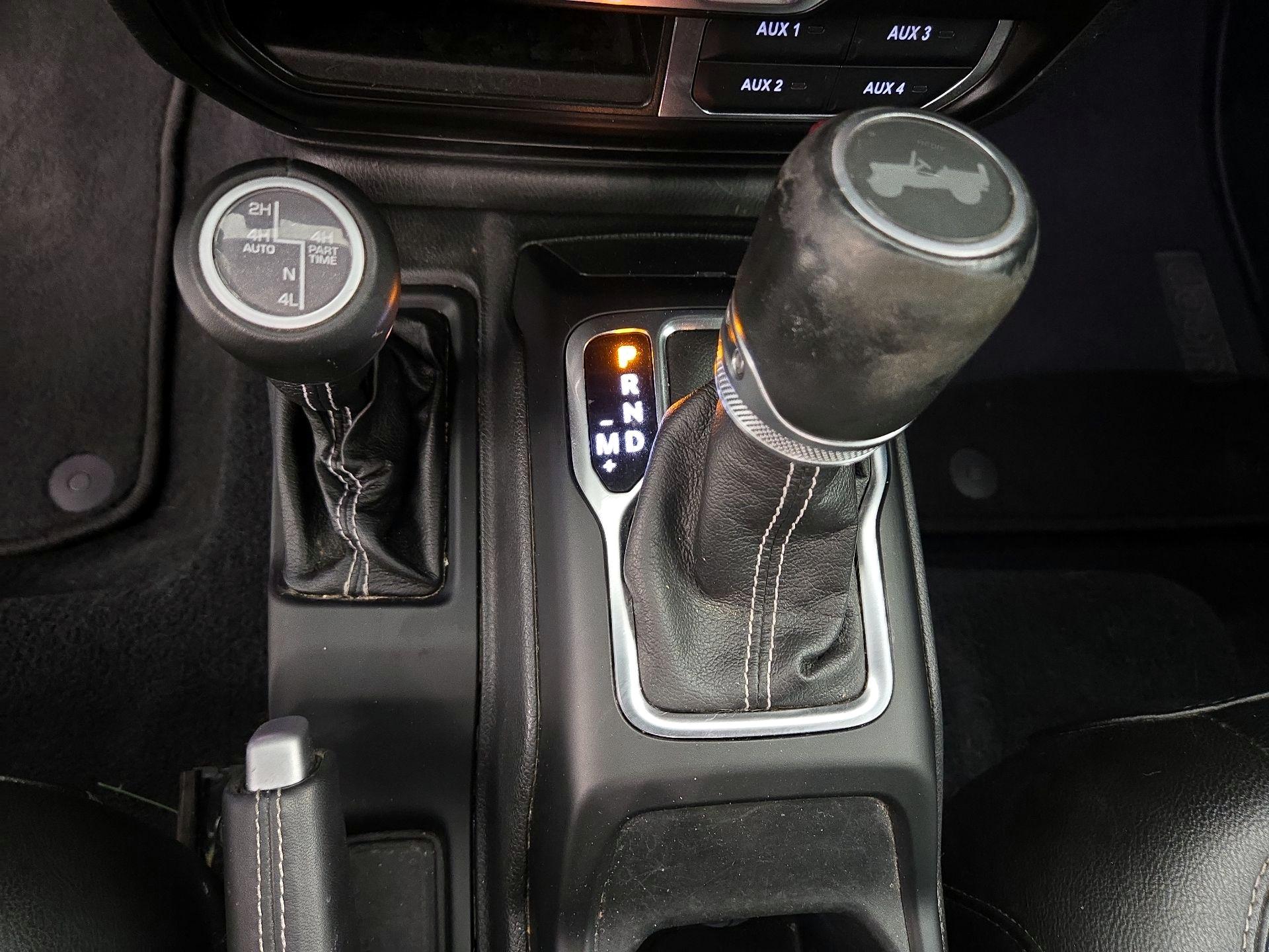 Thumbnail: 2021 Jeep Wrangler - 18