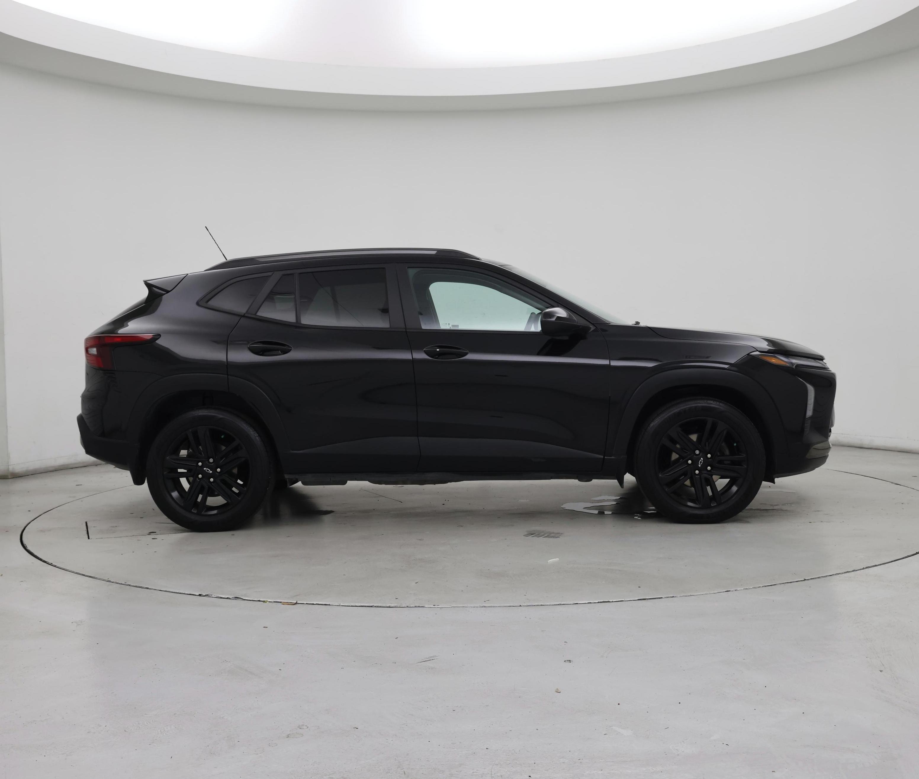 Thumbnail: 2024 Chevrolet Trax - 7