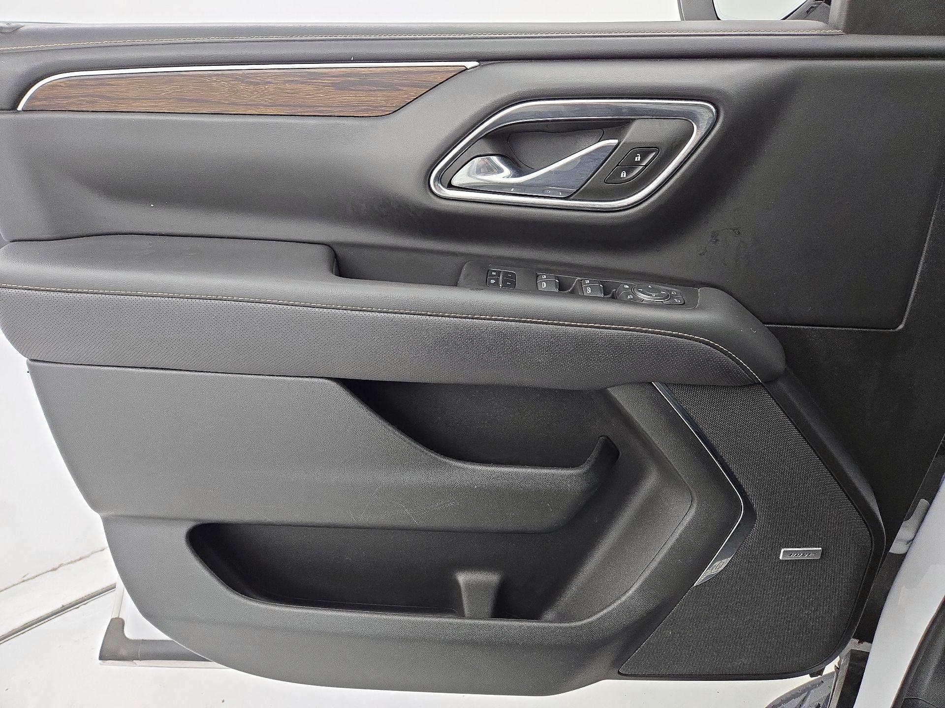 Thumbnail: 2023 Chevrolet Suburban - 12