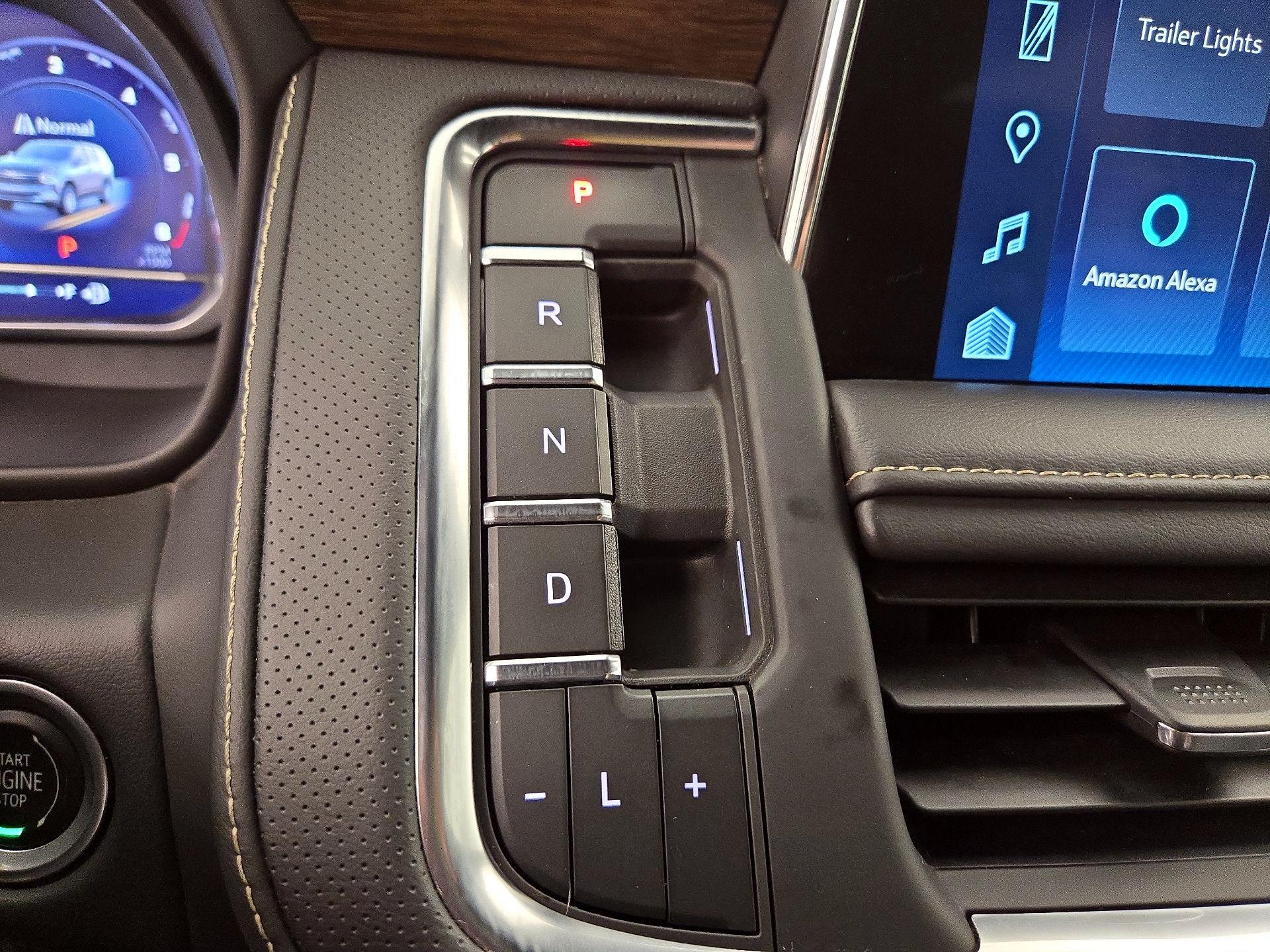 Thumbnail: 2023 Chevrolet Suburban - 17