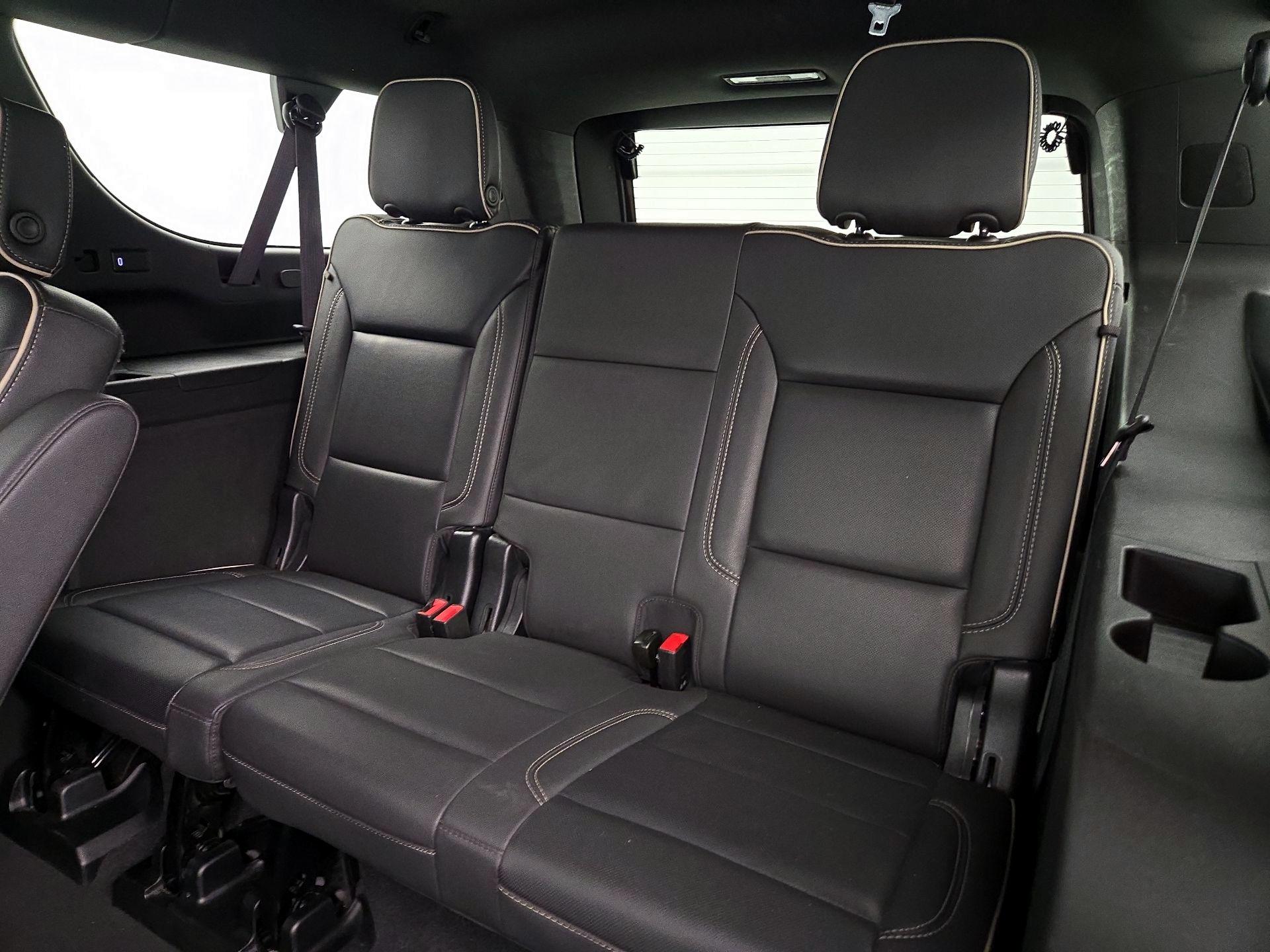 Thumbnail: 2023 Chevrolet Suburban - 20