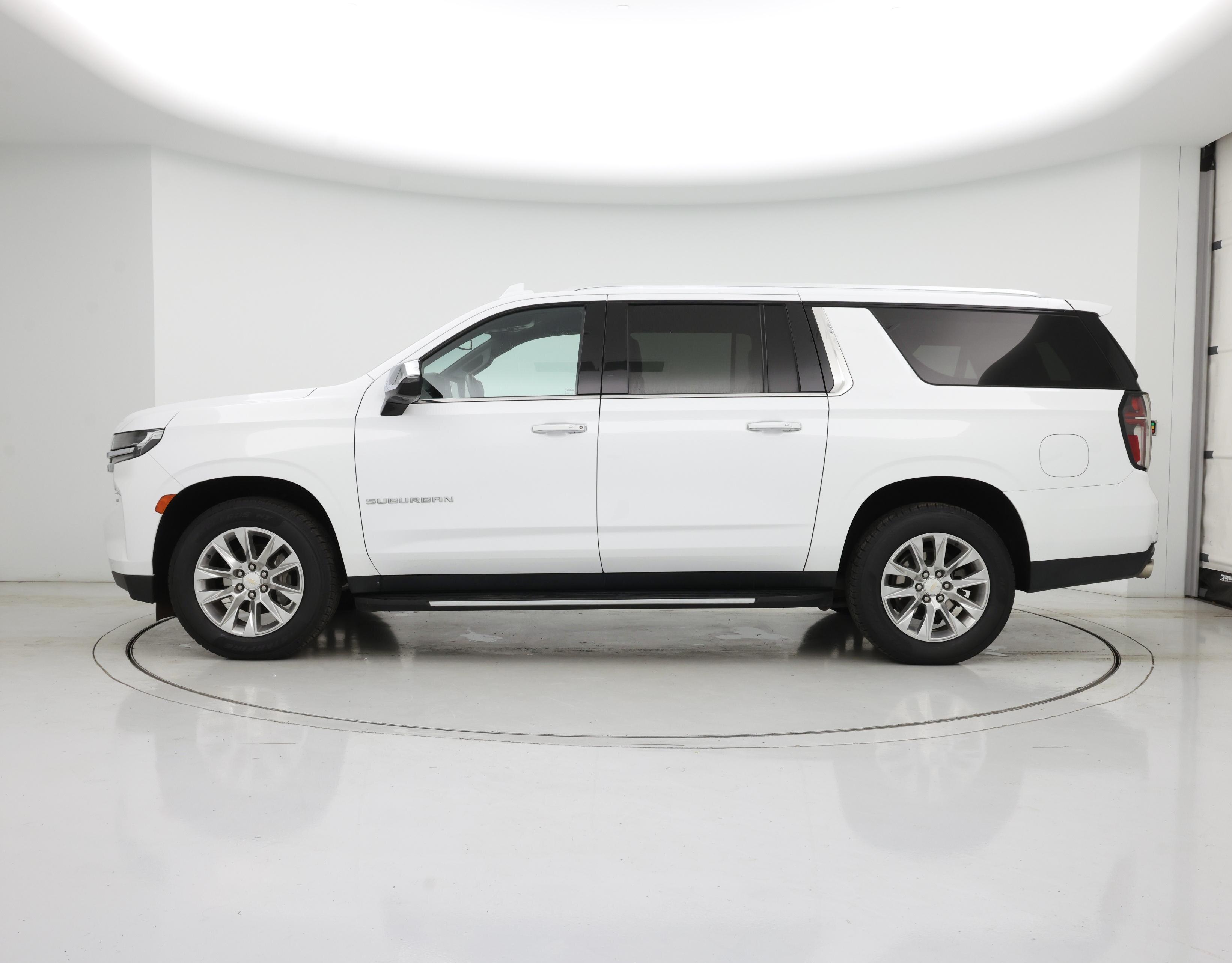 Thumbnail: 2023 Chevrolet Suburban - 3