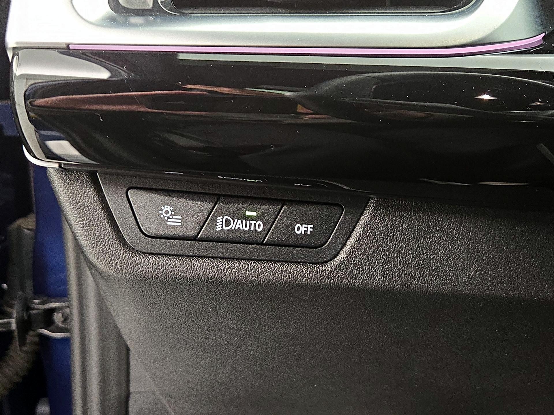 Thumbnail: 2023 BMW X1 - 13