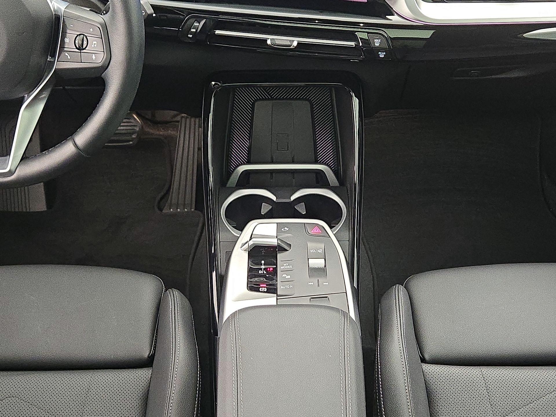 Thumbnail: 2023 BMW X1 - 18