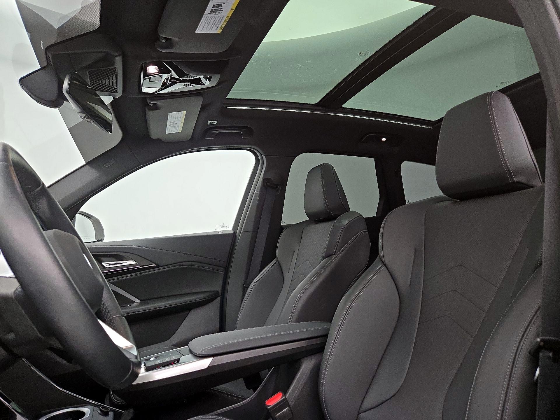 Thumbnail: 2023 BMW X1 - 20