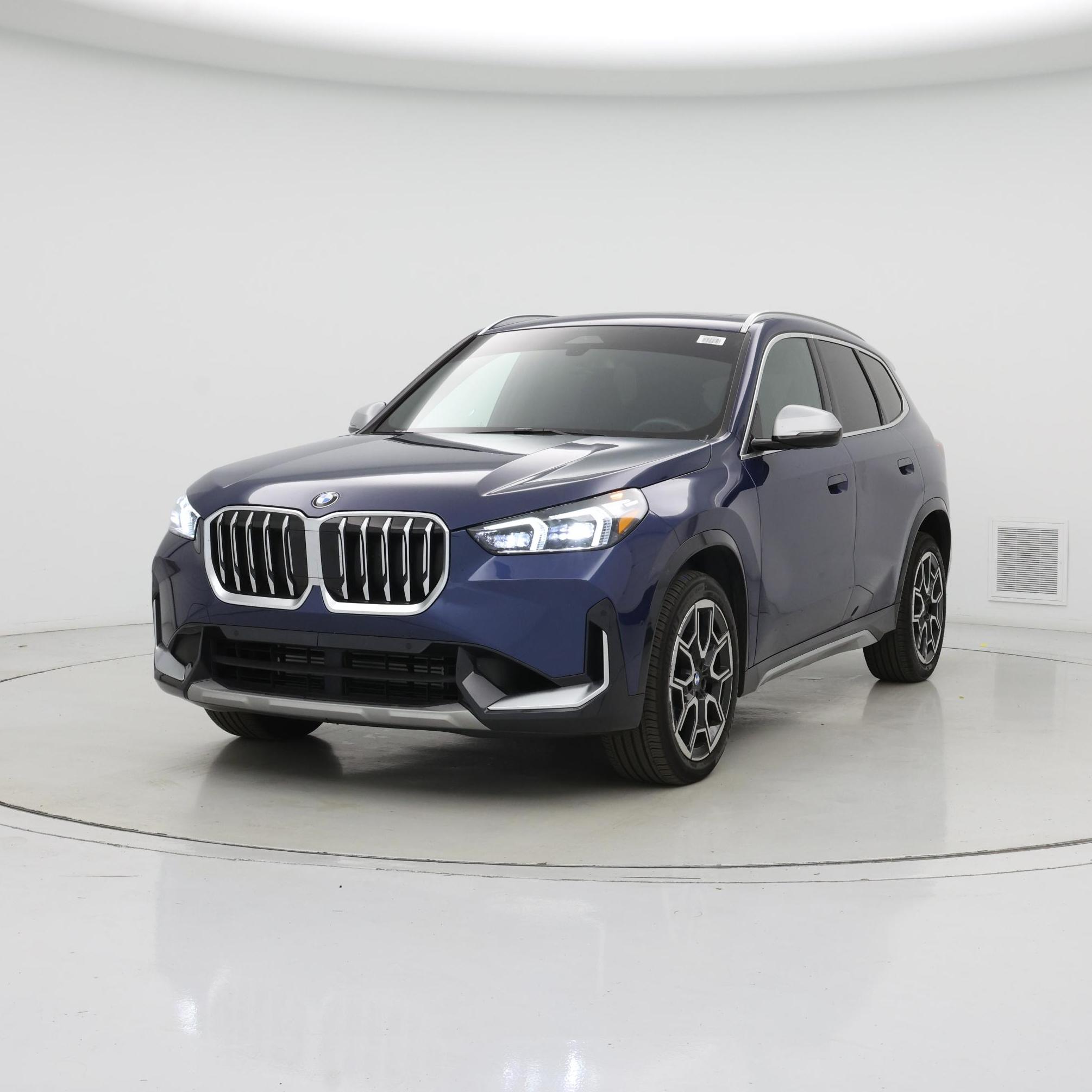 Thumbnail: 2023 BMW X1 - 4