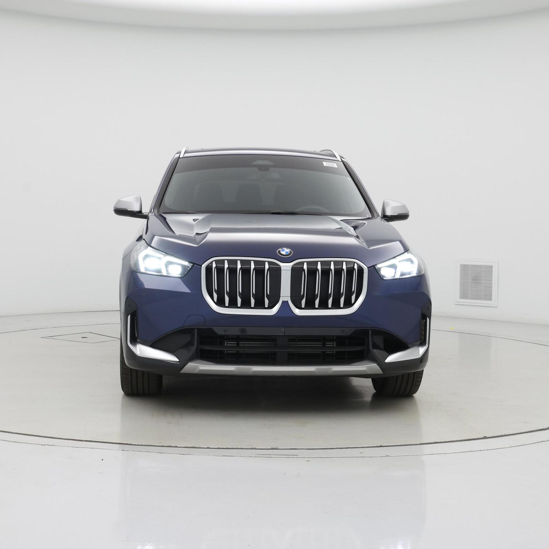 Thumbnail: 2023 BMW X1 - 5