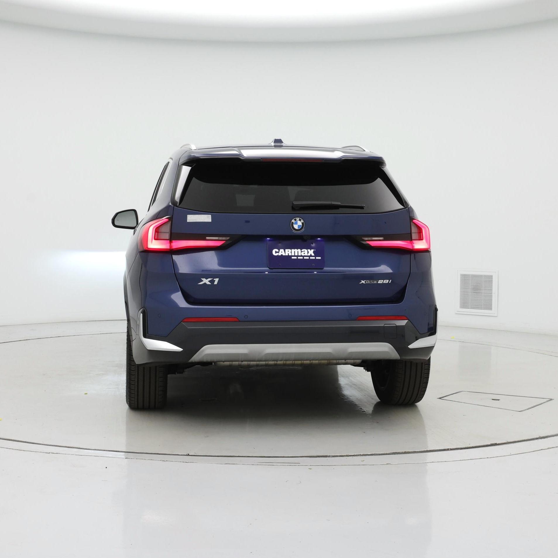 Thumbnail: 2023 BMW X1 - 6