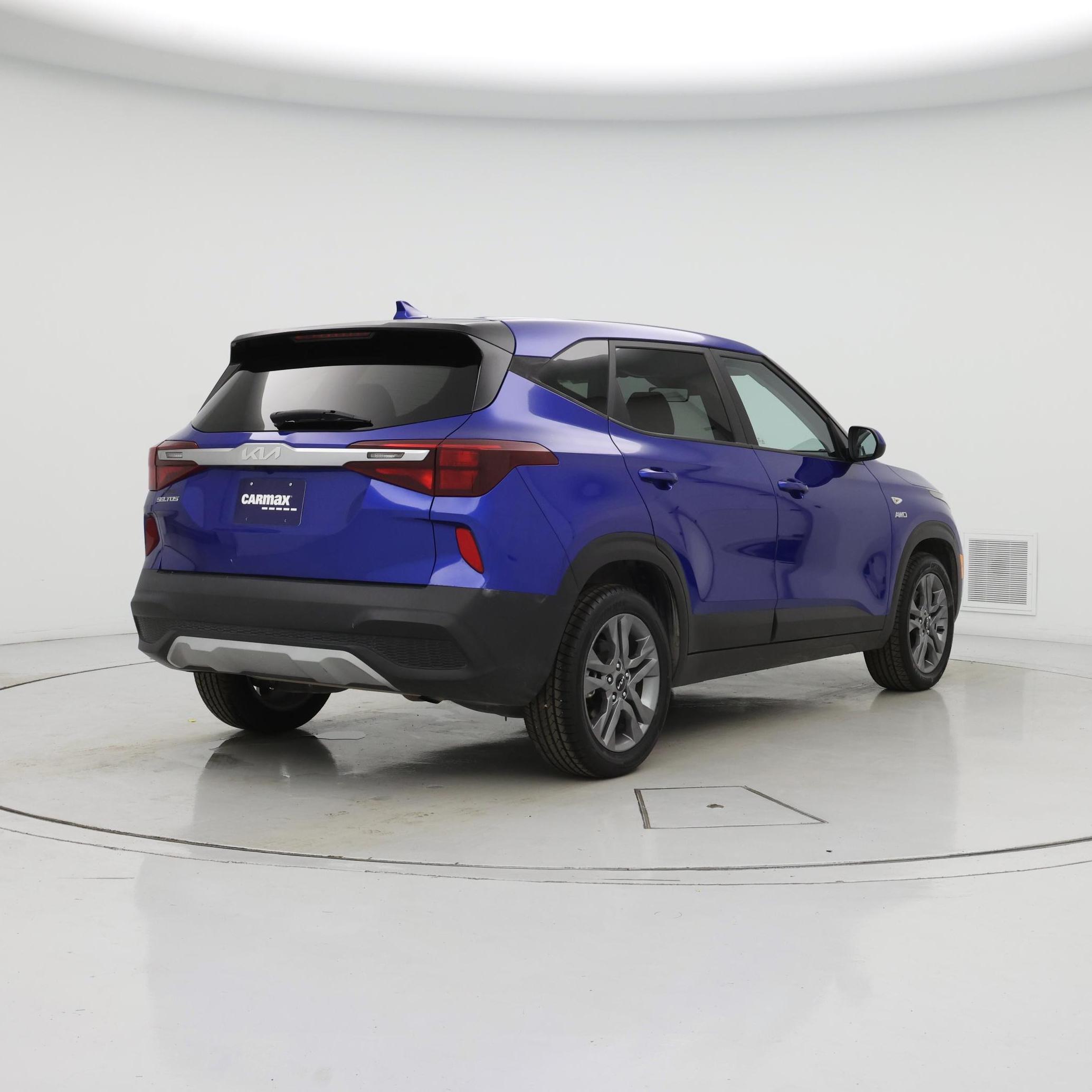 Thumbnail: 2022 Kia Seltos - 8