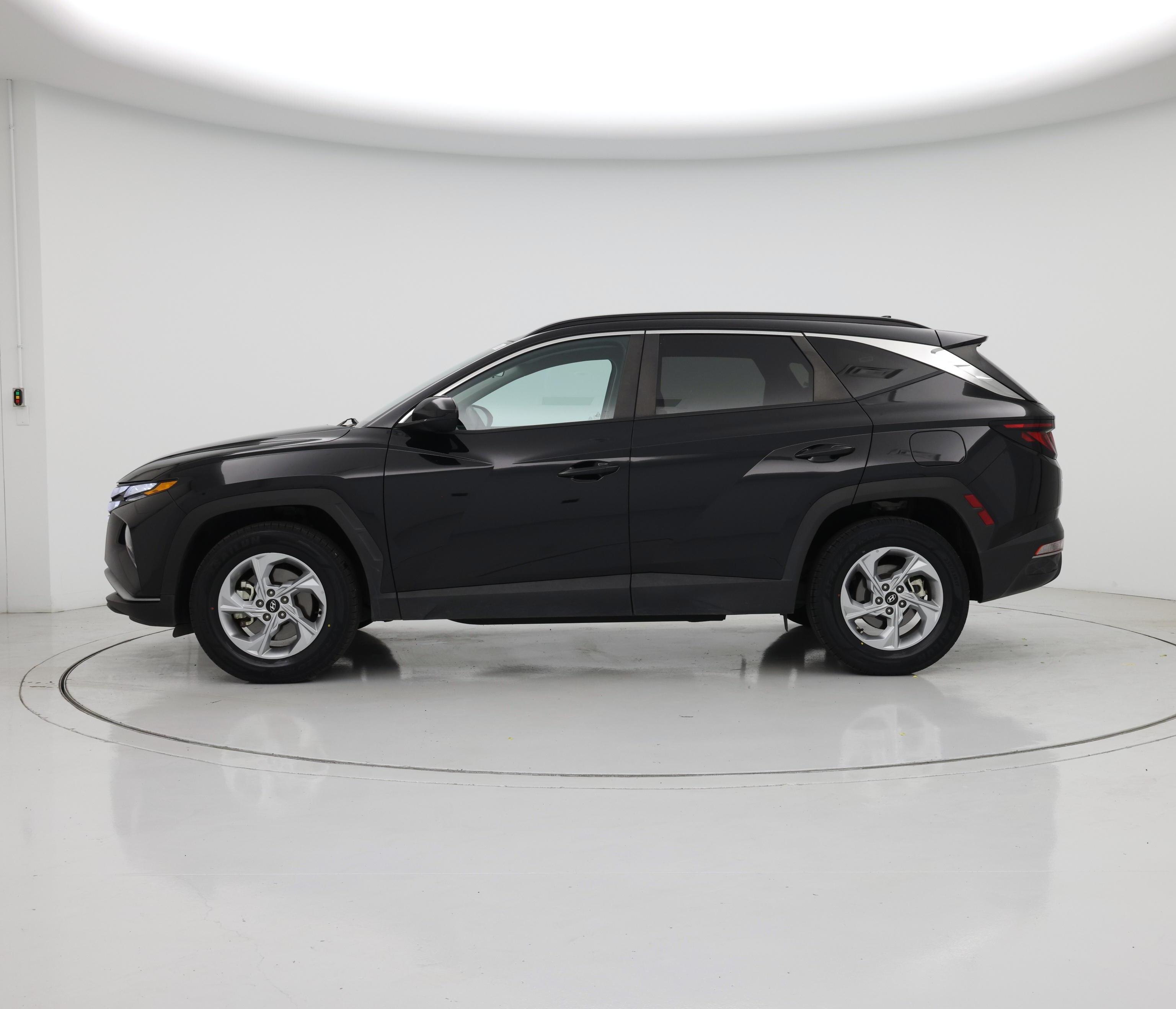 Thumbnail: 2024 Hyundai Tucson - 3