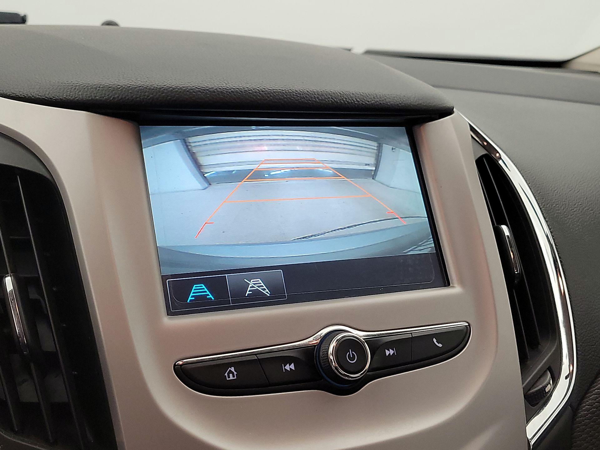 Thumbnail: 2017 Chevrolet Cruze - 14