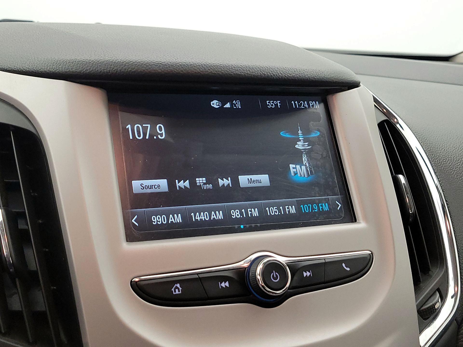 Thumbnail: 2017 Chevrolet Cruze - 15