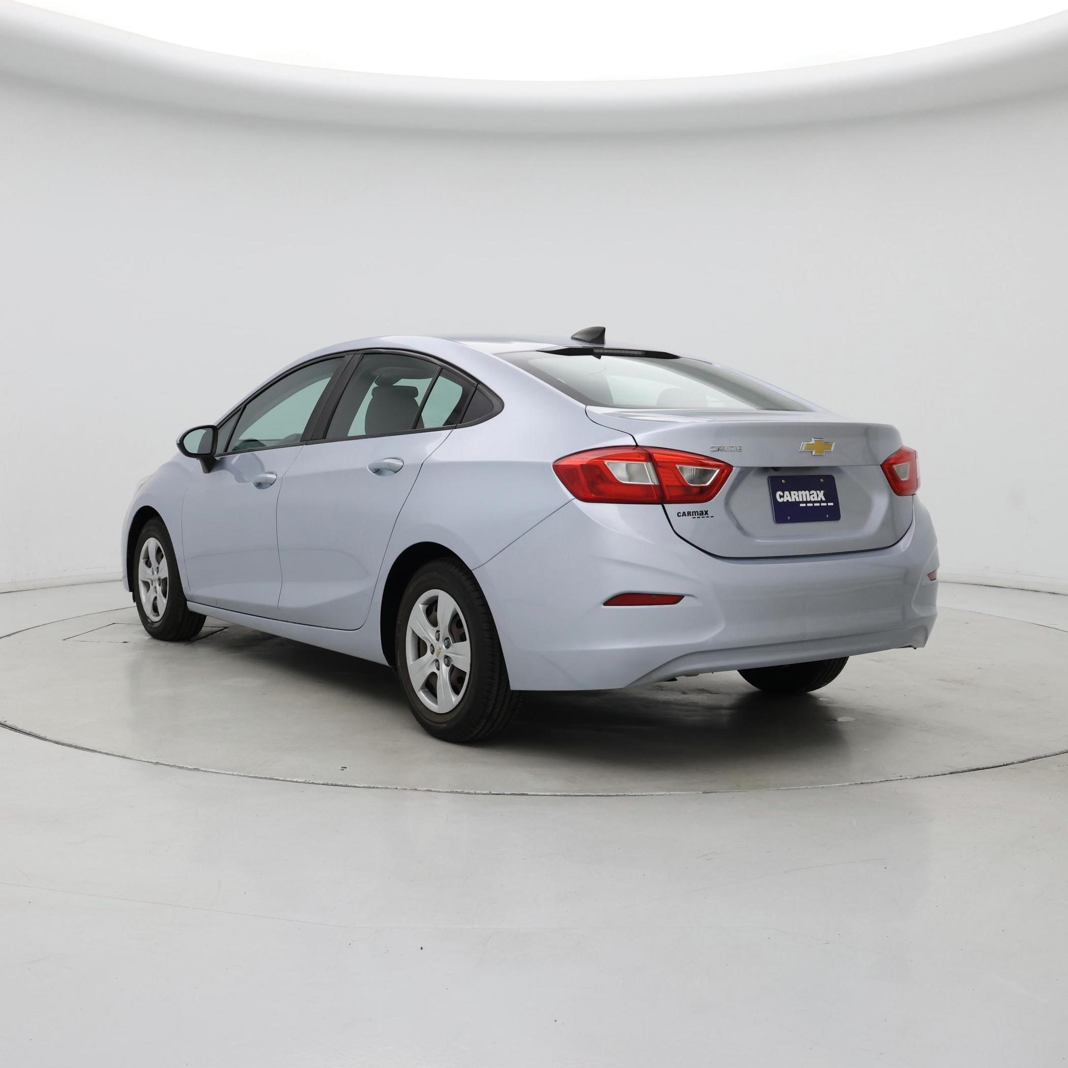 Thumbnail: 2017 Chevrolet Cruze - 2