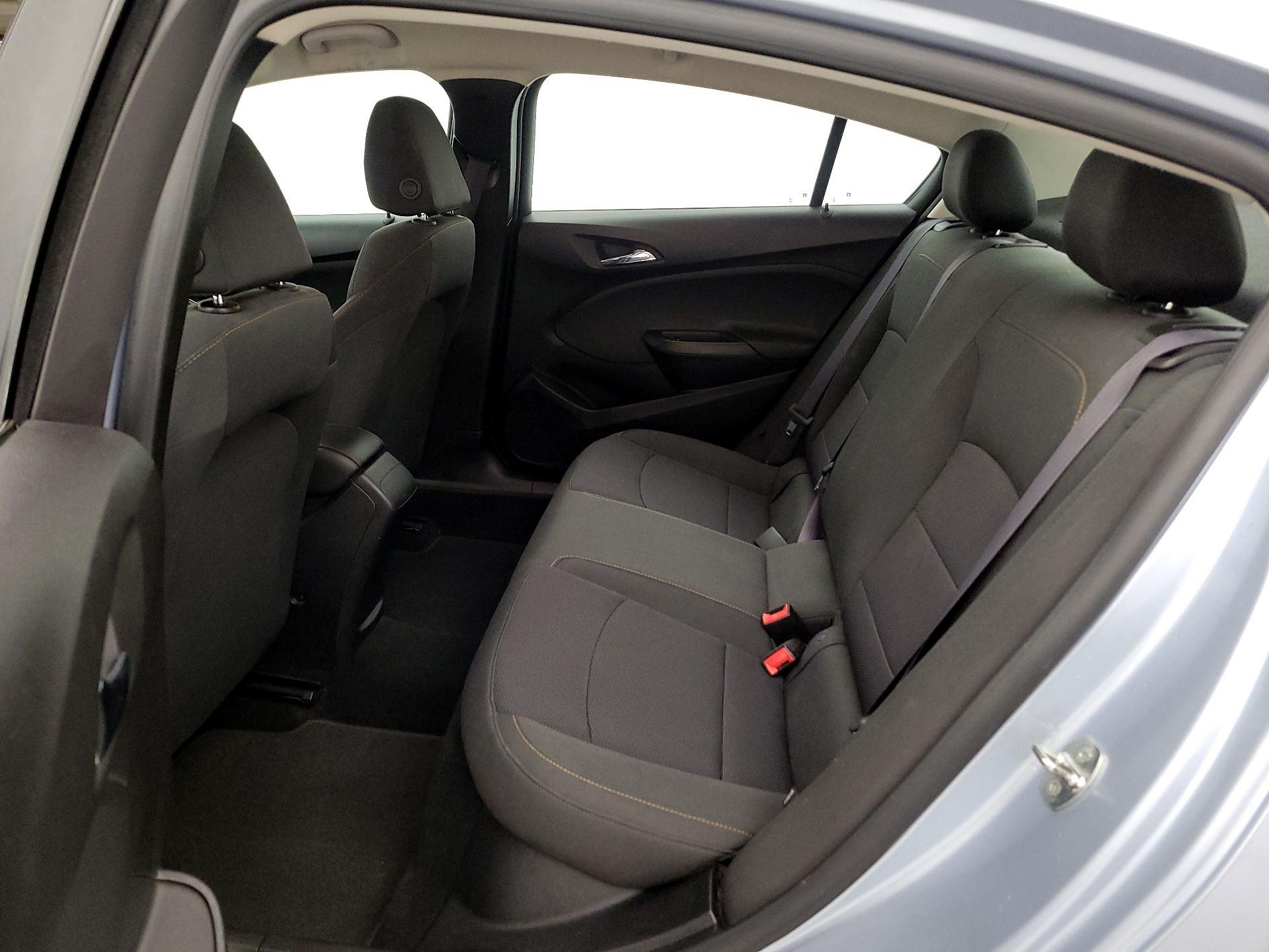 Thumbnail: 2017 Chevrolet Cruze - 19