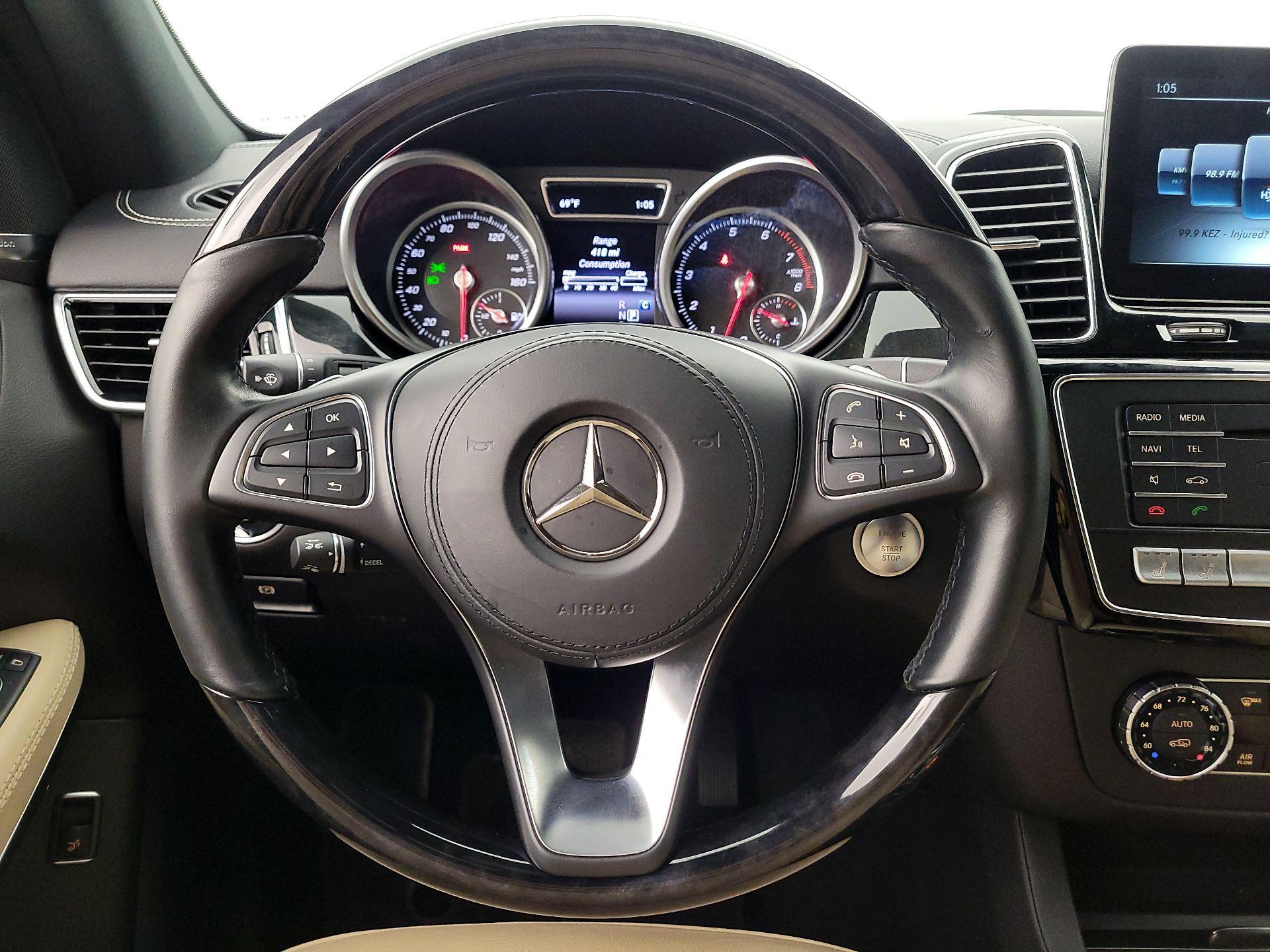 Thumbnail: 2017 Mercedes-Benz GLS - 10