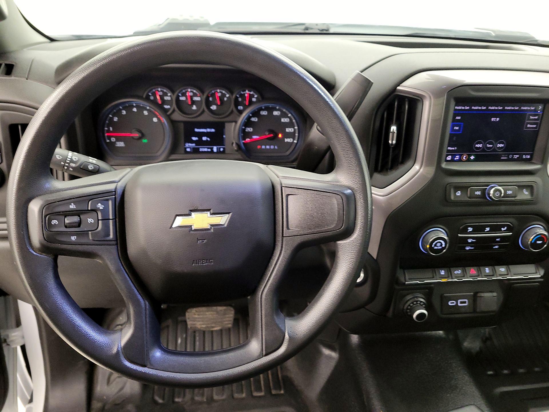 Thumbnail: 2024 Chevrolet Silverado 3500 - 10