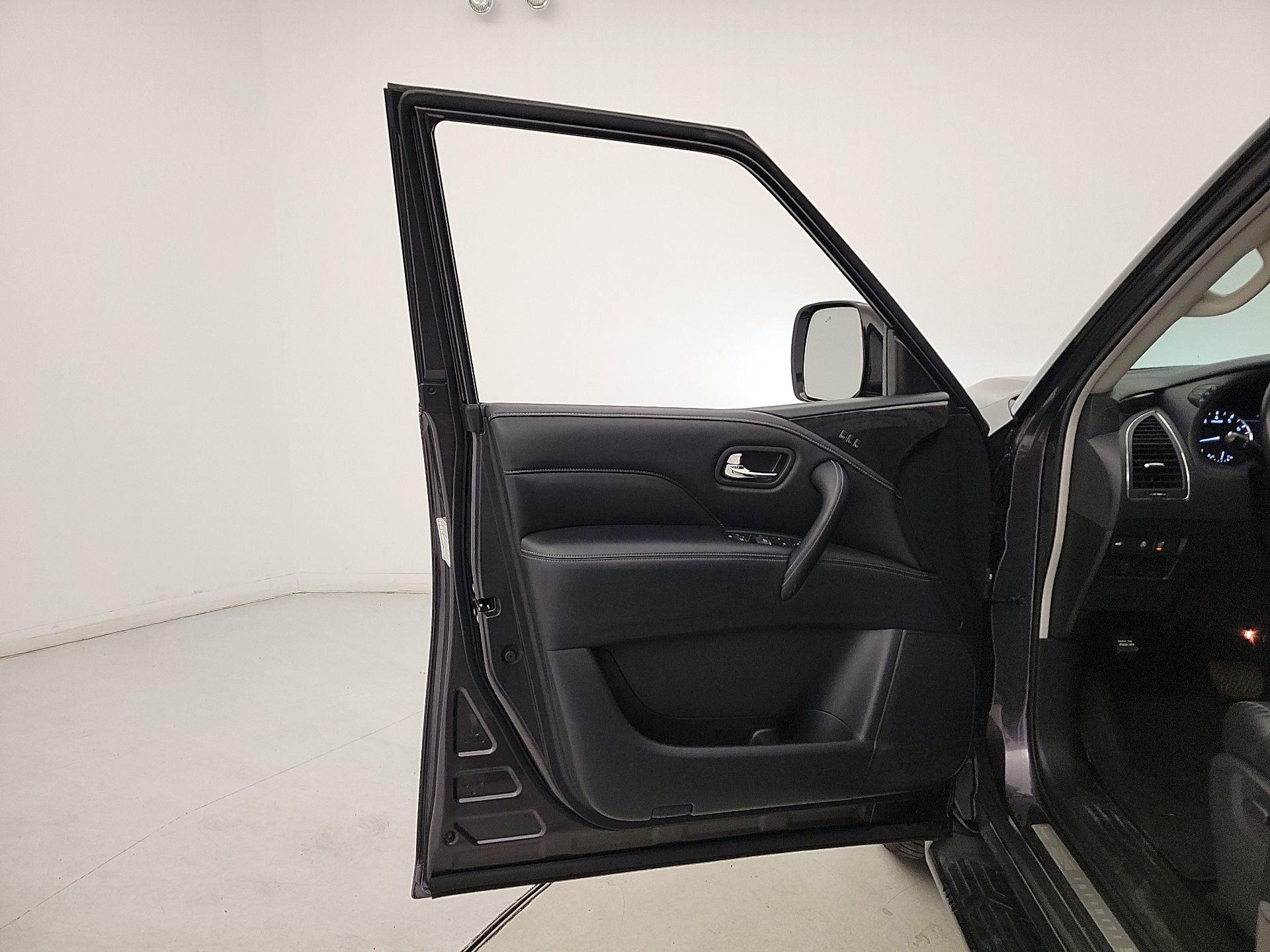 Thumbnail: 2024 INFINITI QX80 - 12