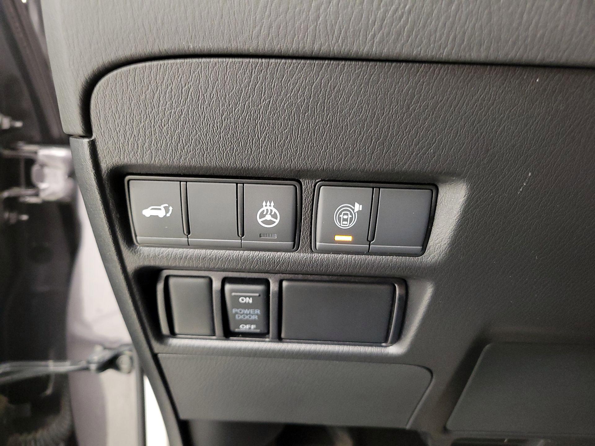 Thumbnail: 2024 INFINITI QX80 - 13