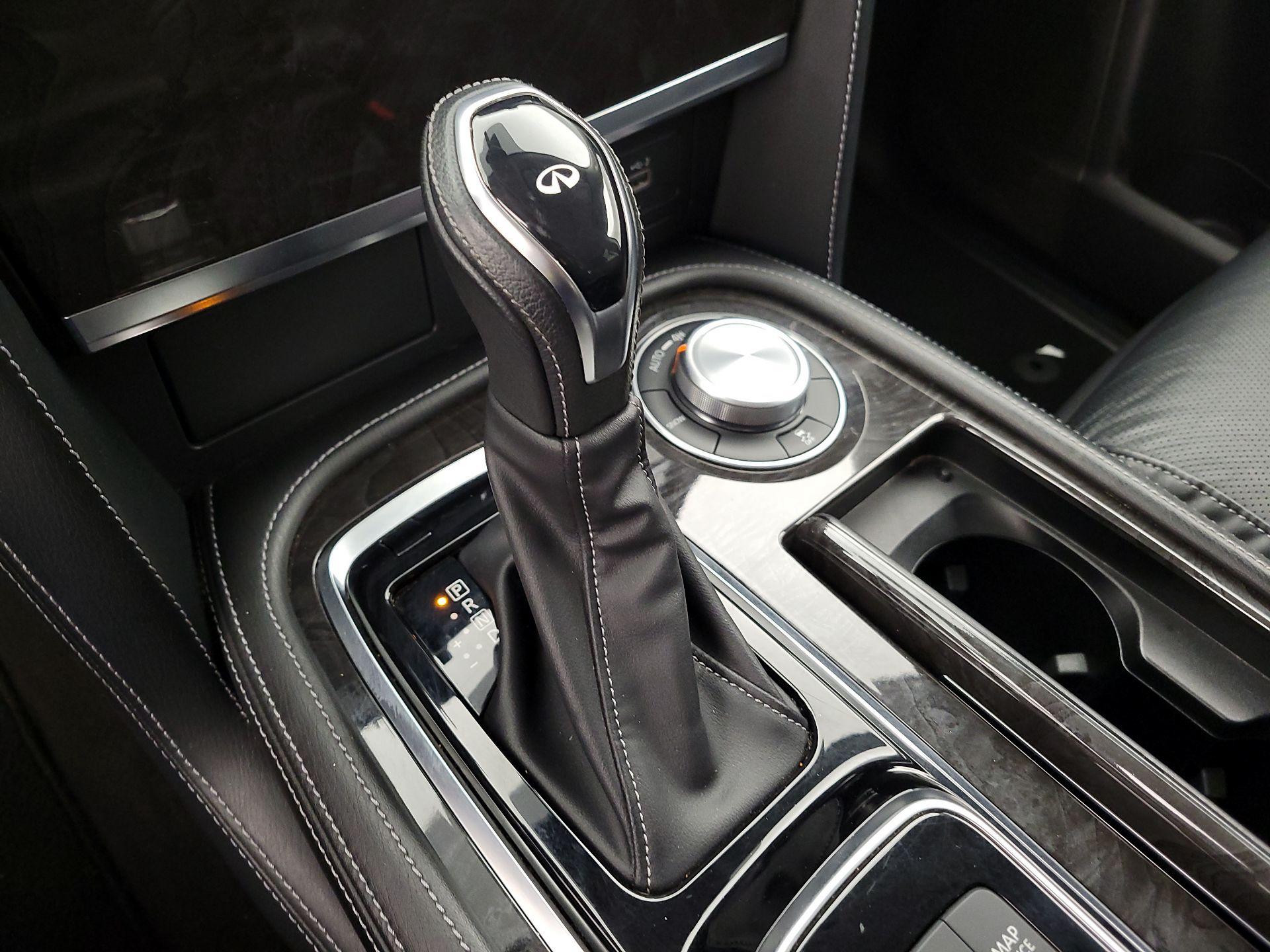 Thumbnail: 2024 INFINITI QX80 - 18