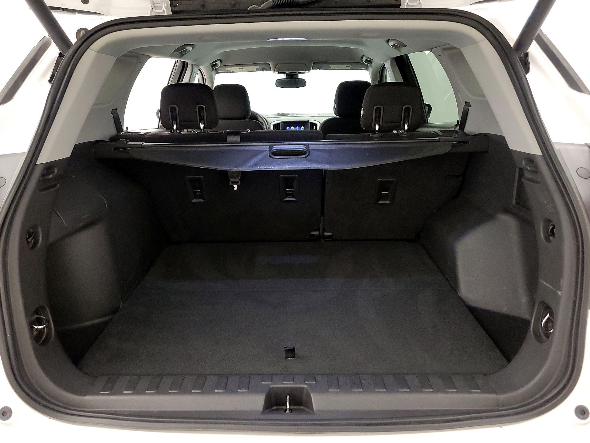 Thumbnail: 2020 GMC Terrain - 20