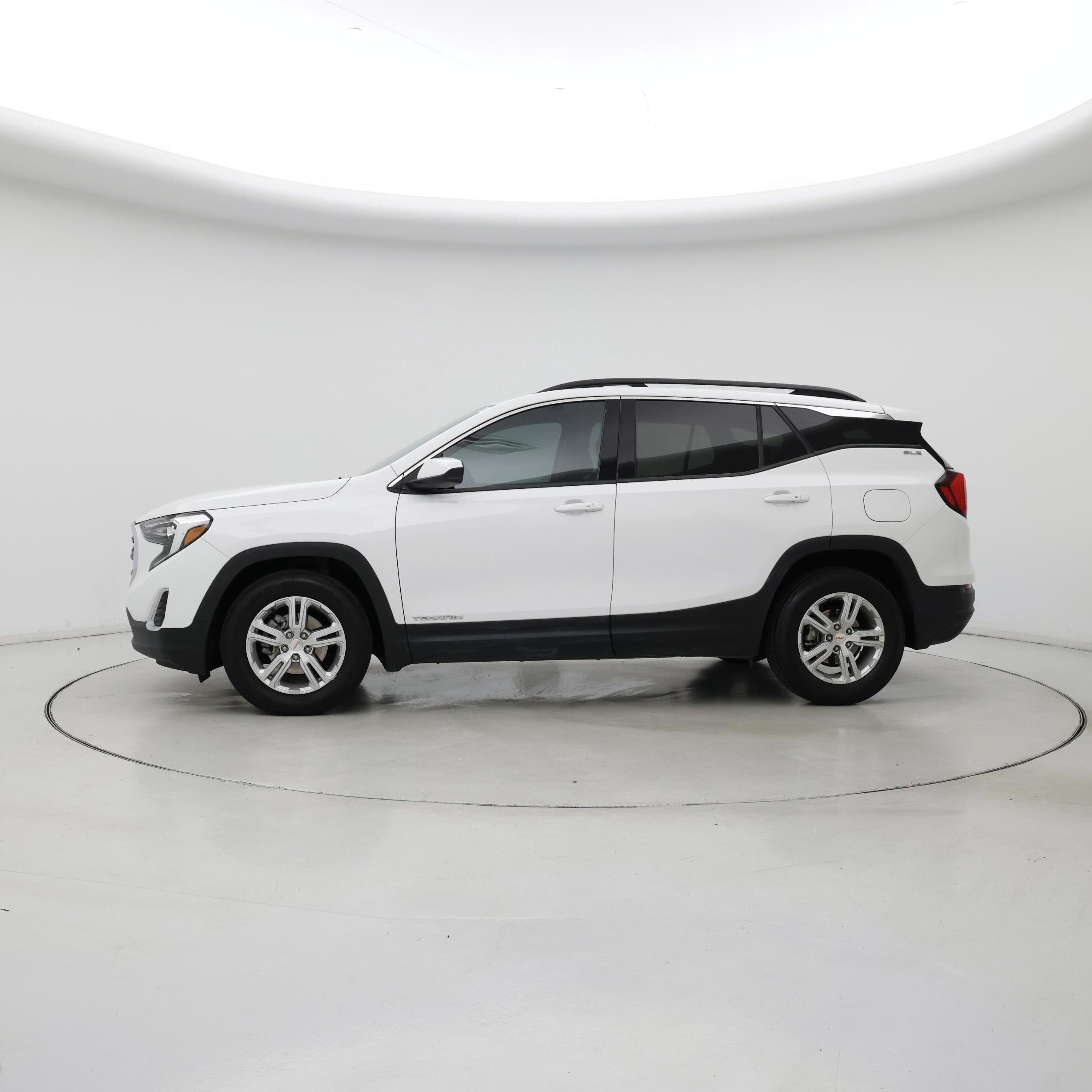 Thumbnail: 2020 GMC Terrain - 3