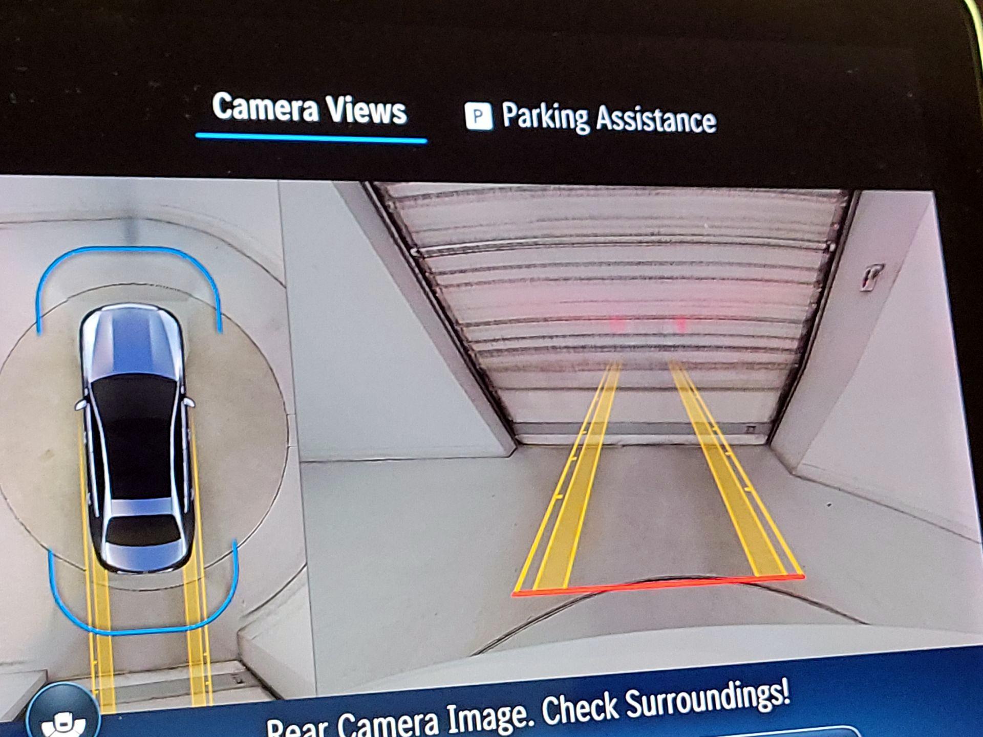 Thumbnail: 2023 Mercedes-Benz C-Class - 14