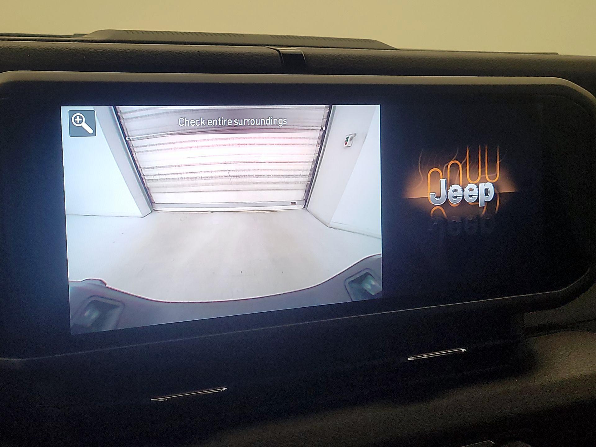 Thumbnail: 2025 Jeep Gladiator - 14