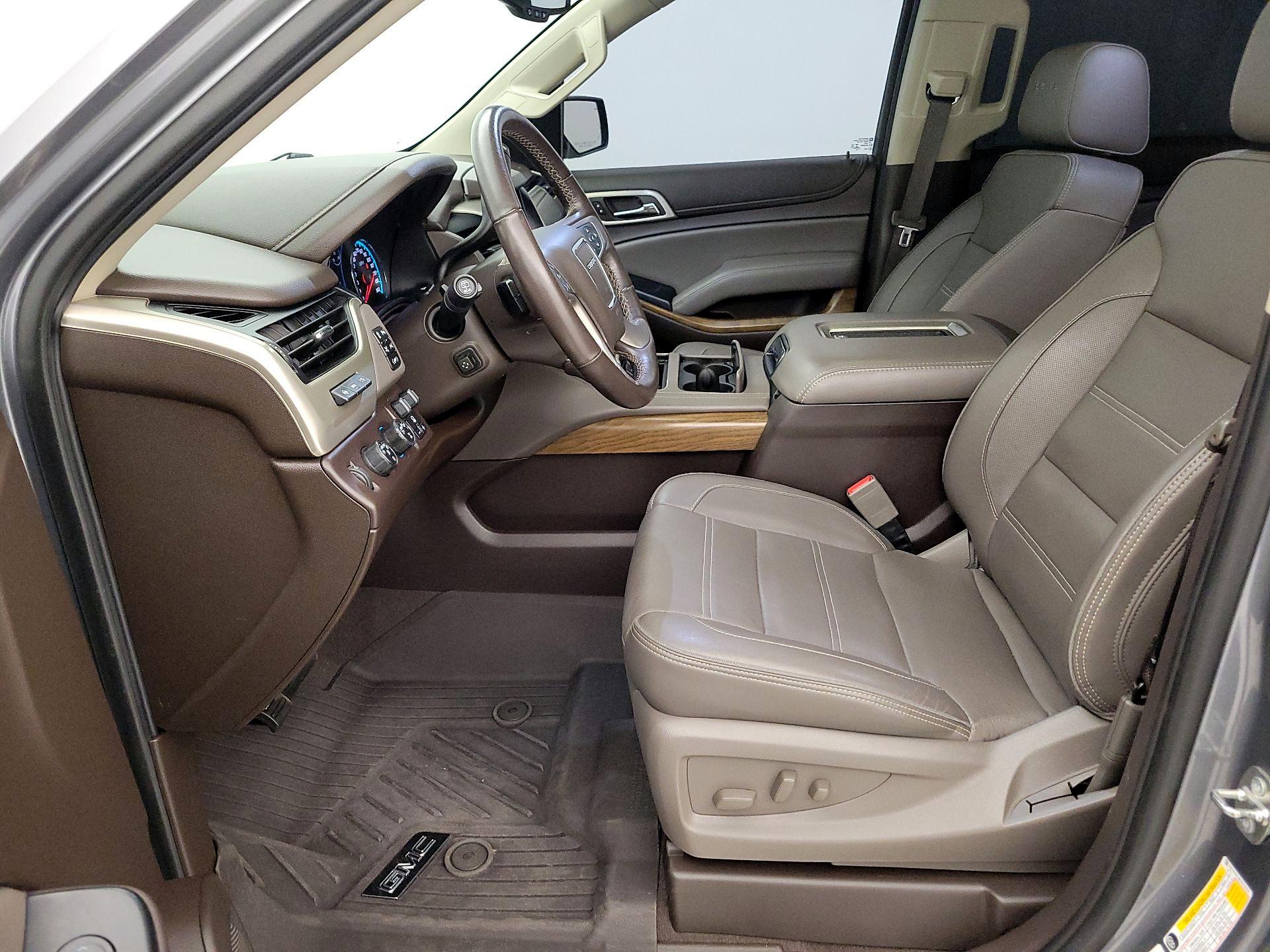 Thumbnail: 2020 GMC Yukon XL - 11