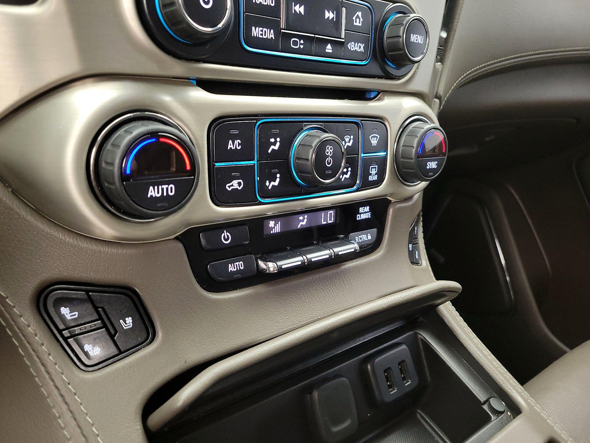 Thumbnail: 2020 GMC Yukon XL - 17