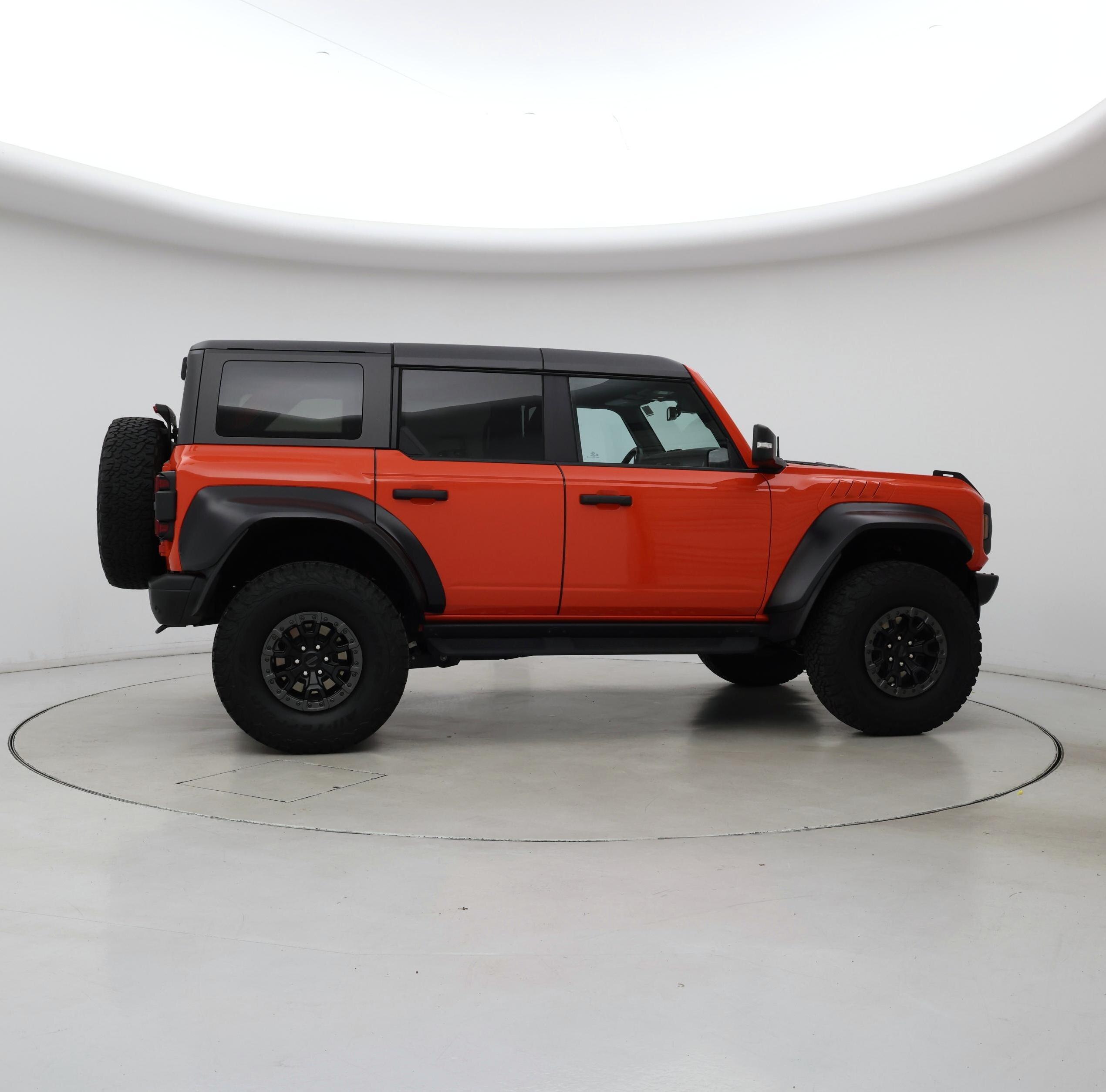 Thumbnail: 2023 Ford Bronco - 7