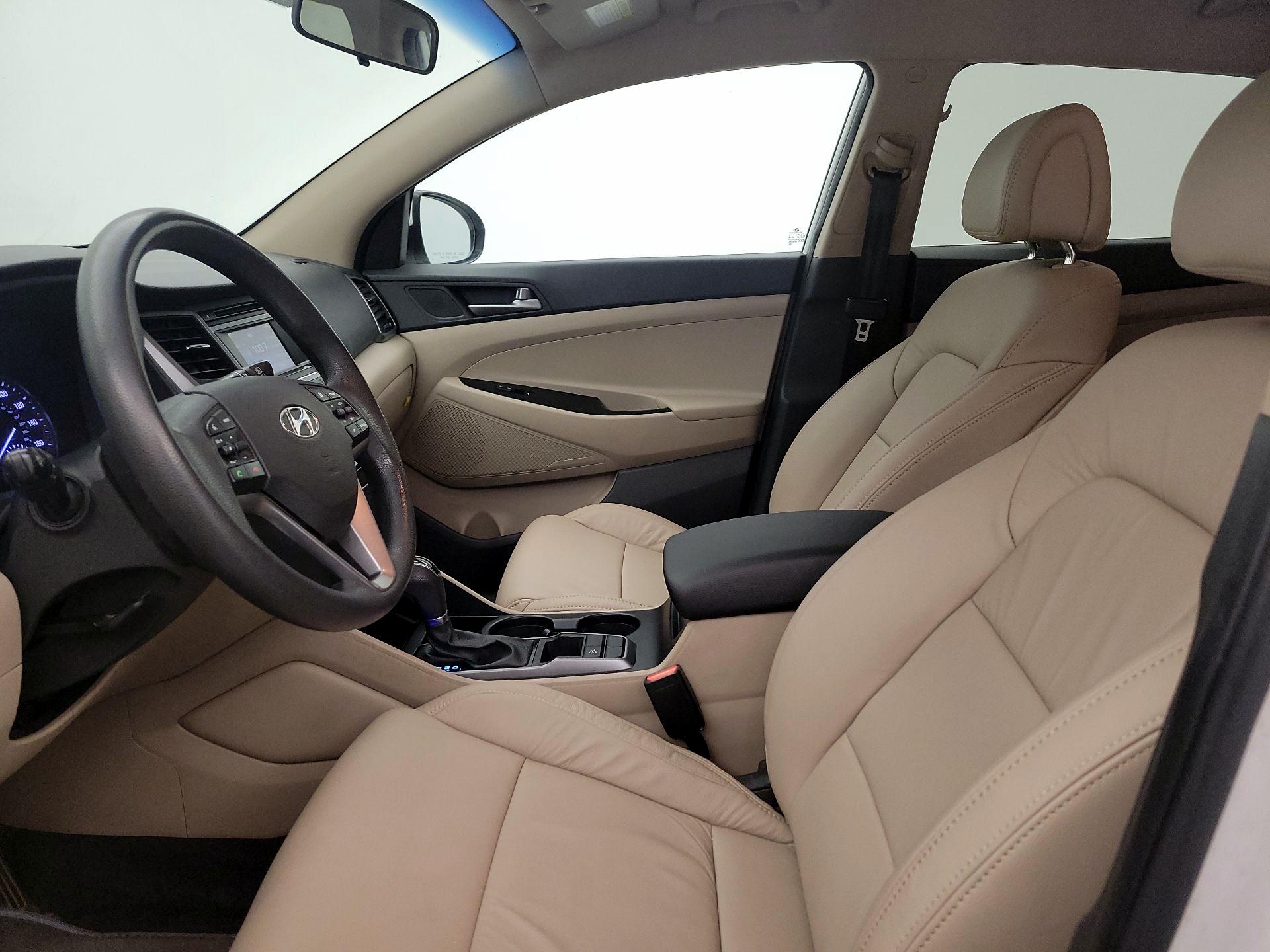 Thumbnail: 2017 Hyundai Tucson - 11