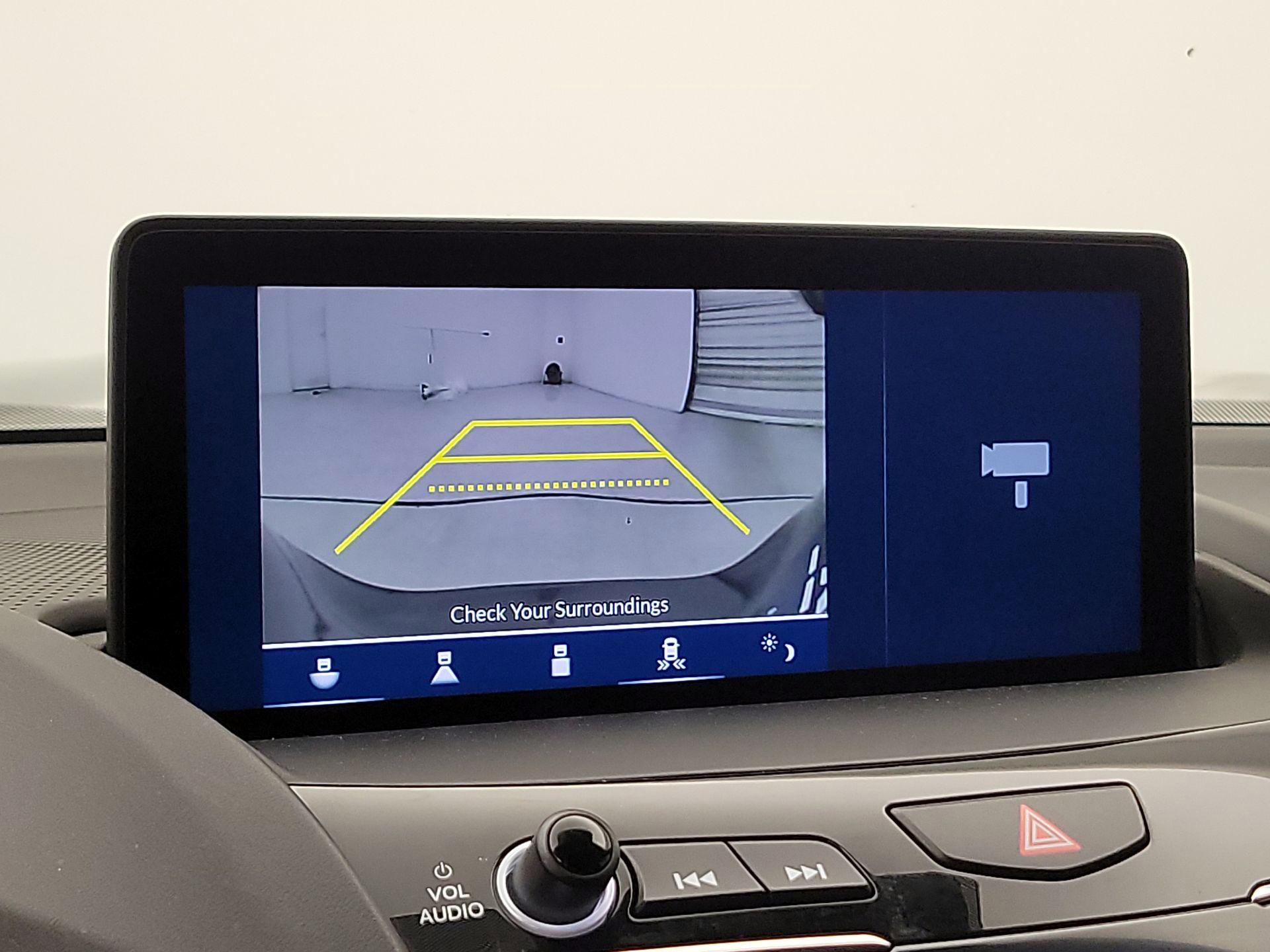 Thumbnail: 2021 Acura RDX - 15