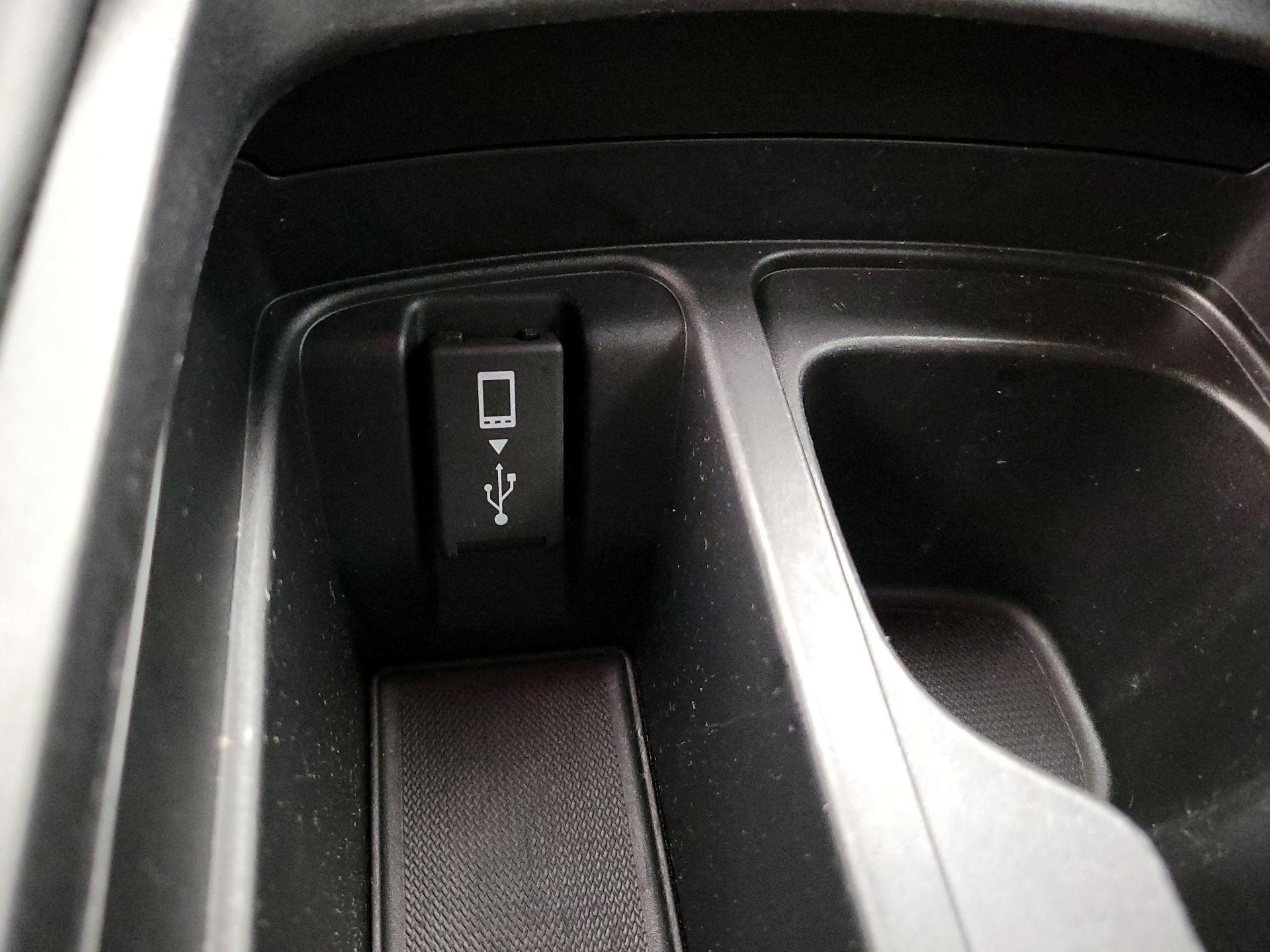 Thumbnail: 2021 Acura RDX - 19