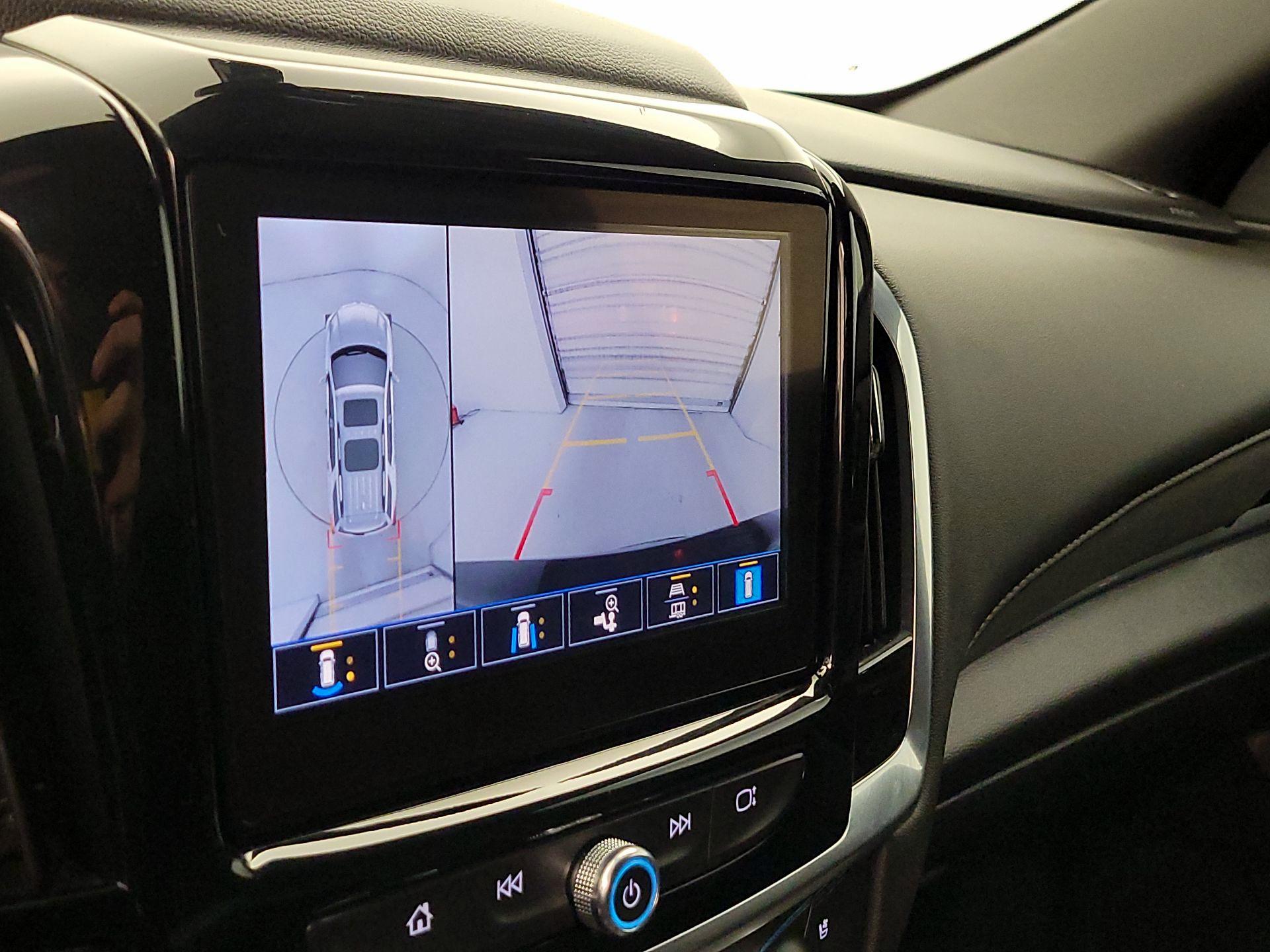 Thumbnail: 2023 Chevrolet Traverse - 14