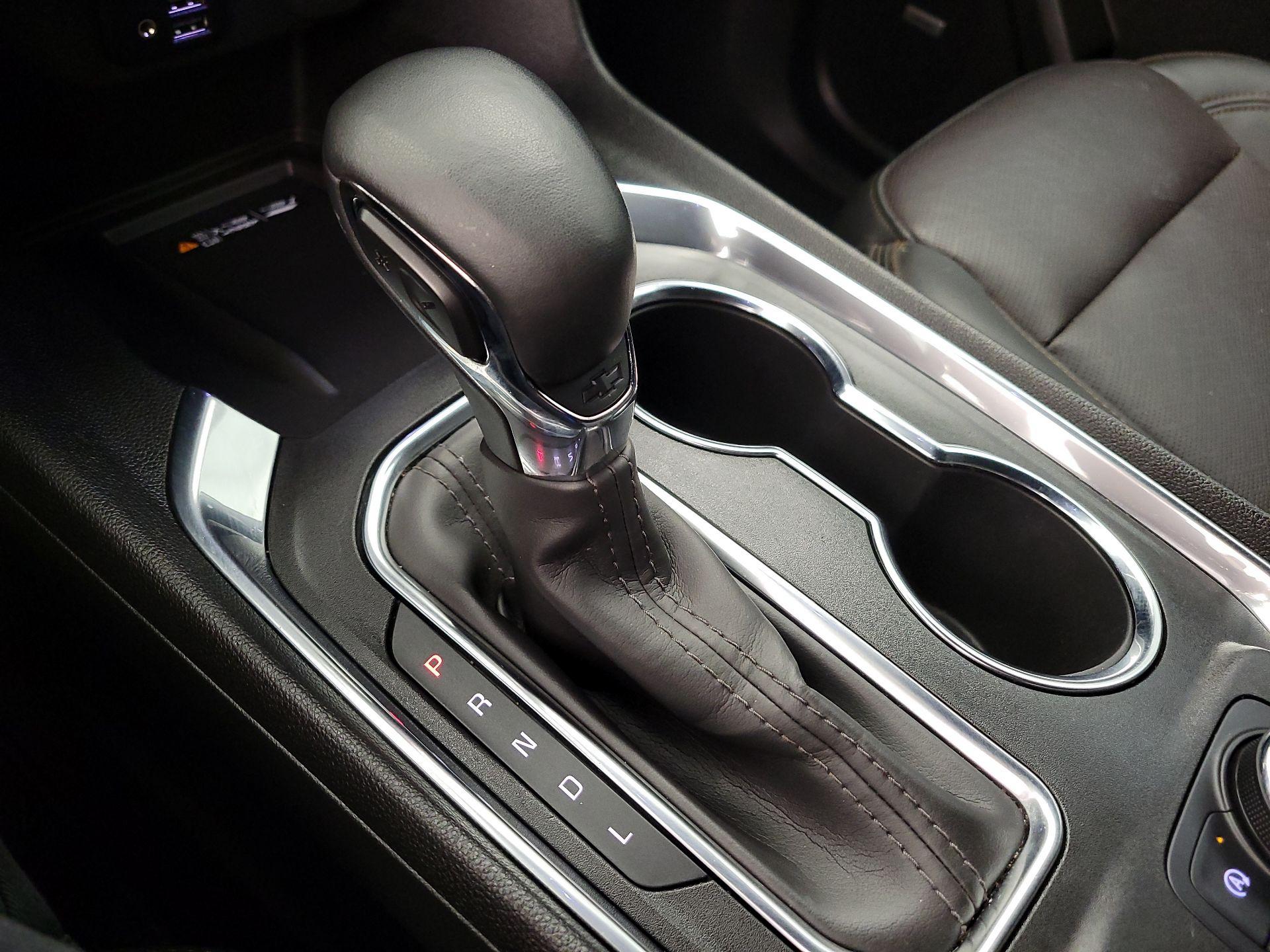 Thumbnail: 2023 Chevrolet Traverse - 17