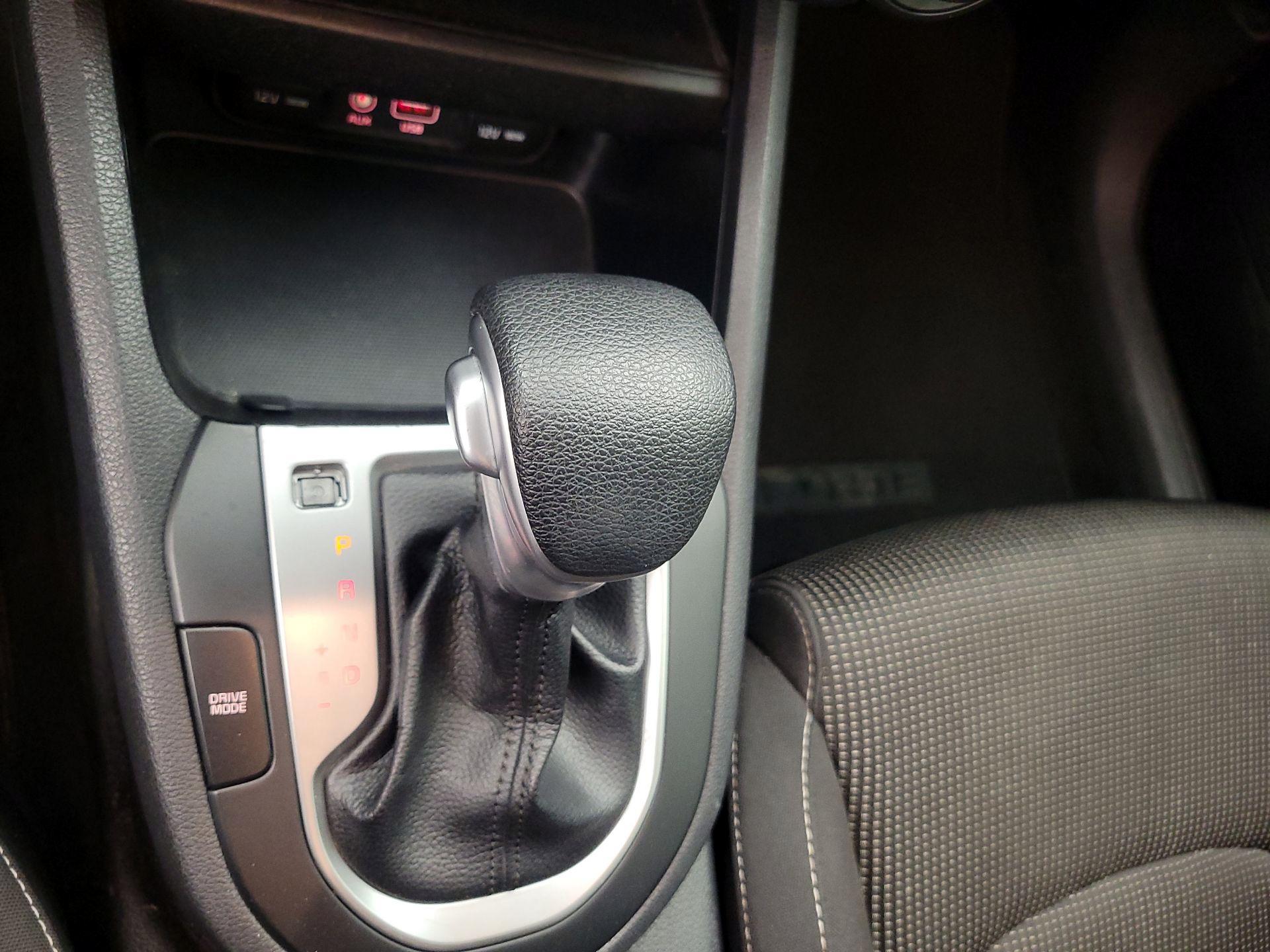 Thumbnail: 2019 Kia Forte - 17