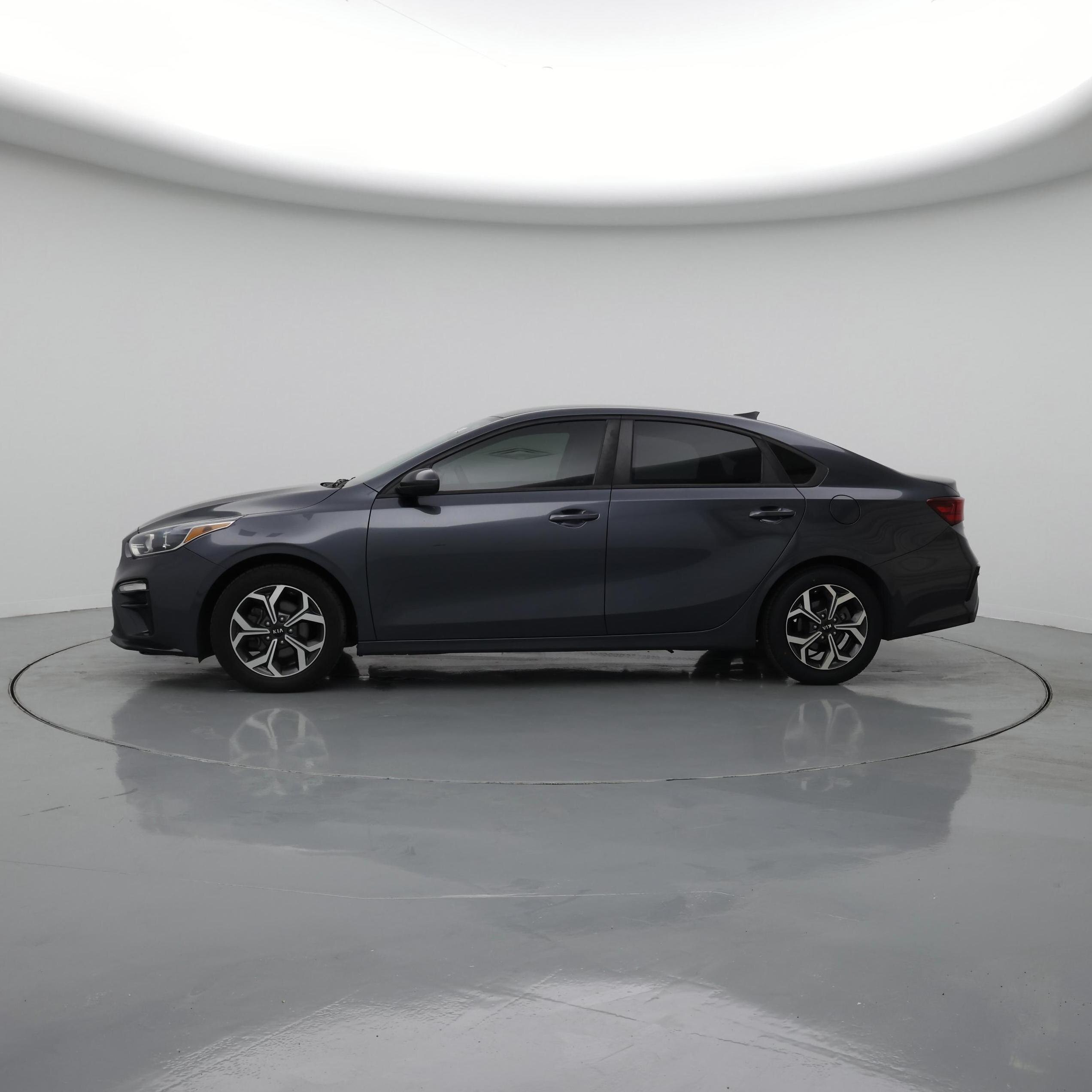 Thumbnail: 2019 Kia Forte - 3