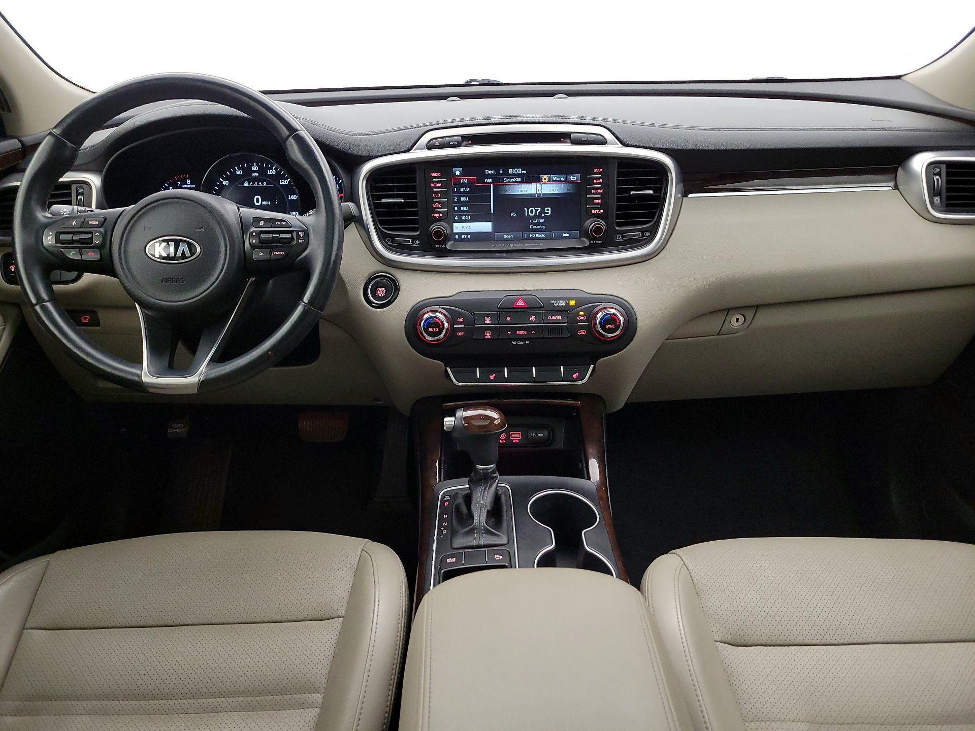 Thumbnail: 2016 Kia Sorento - 9
